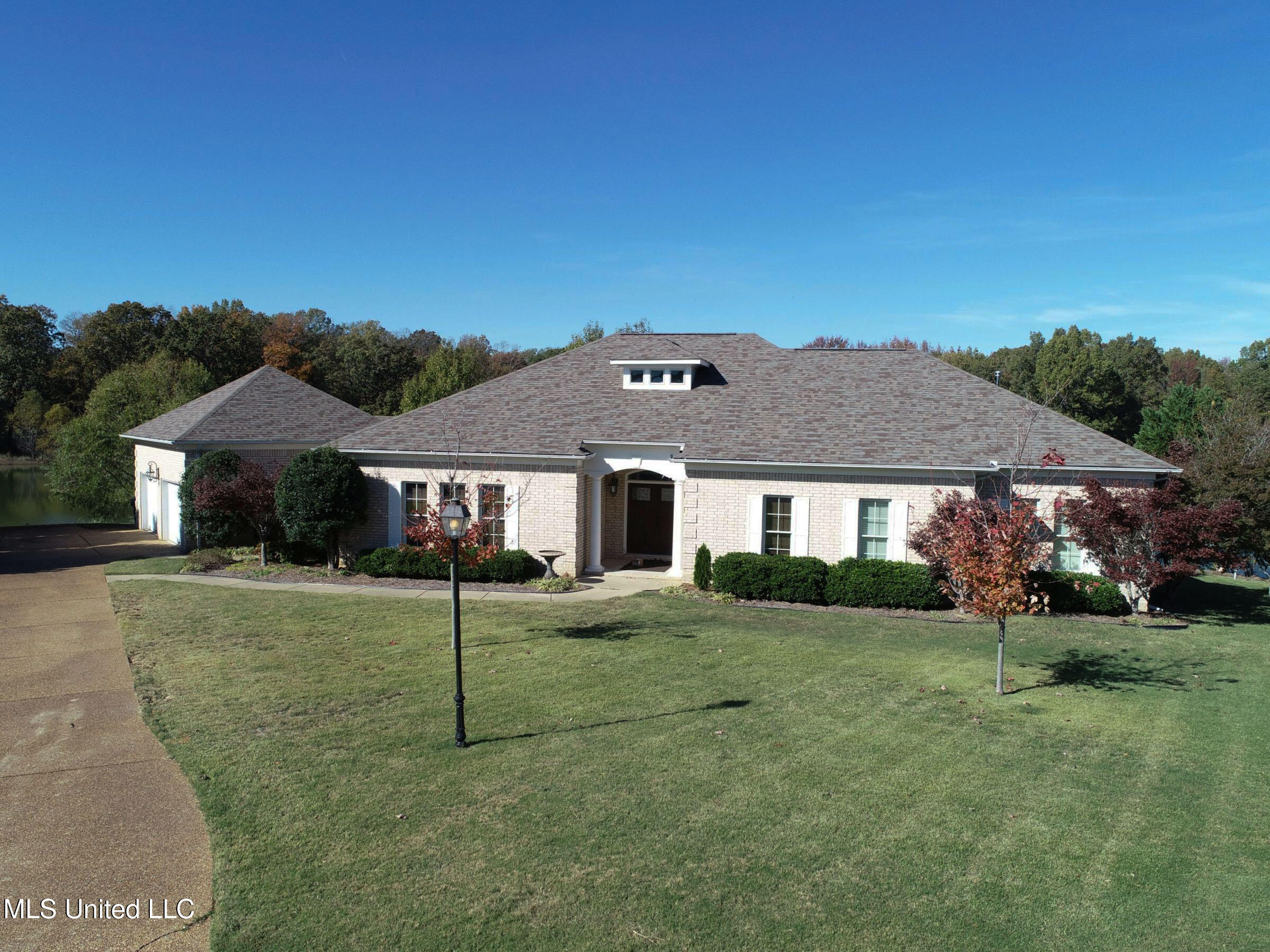 114 Sherwood Cove, Batesville, Mississippi image 12