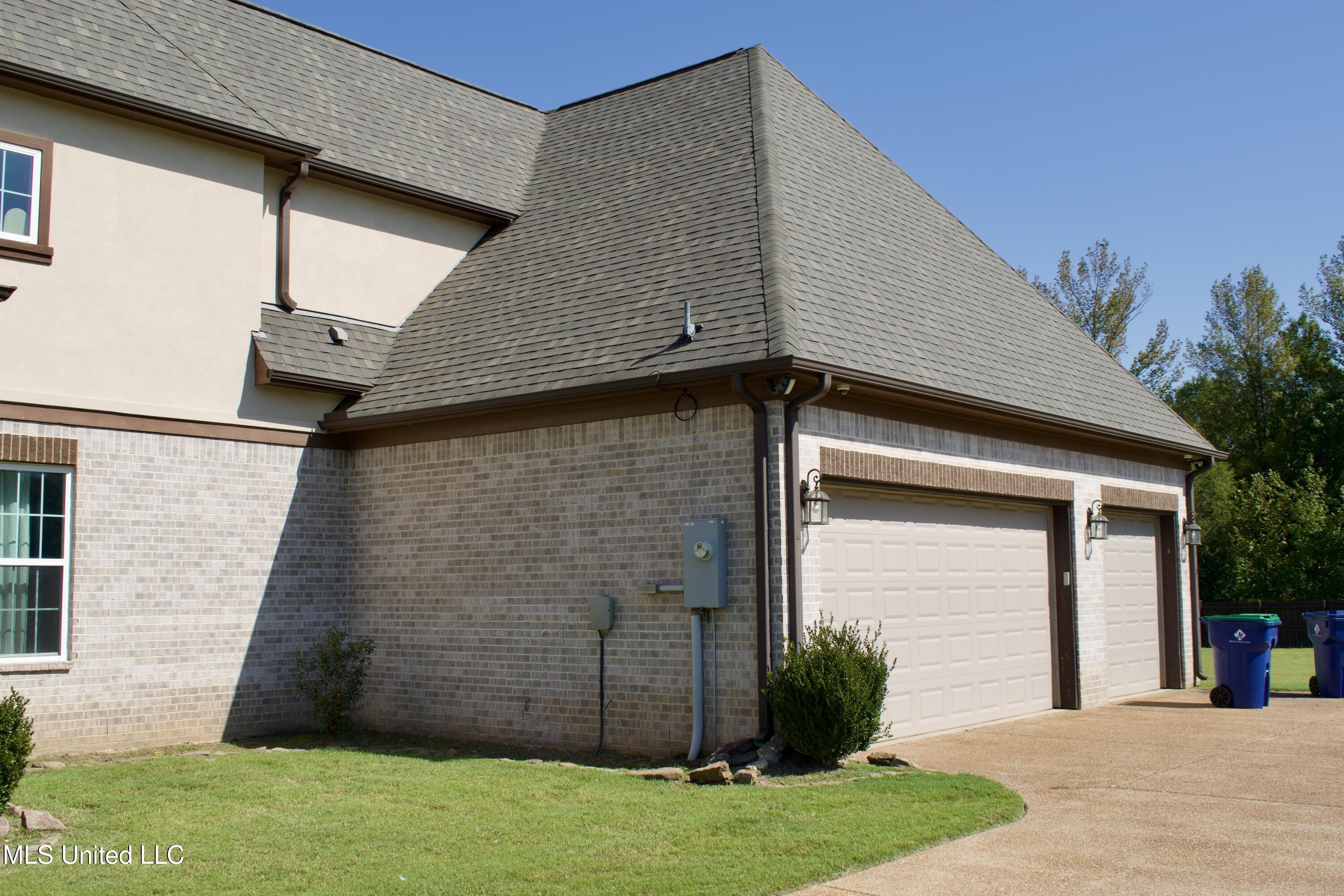 4864 Back Forty Drive, Olive Branch, Mississippi image 3