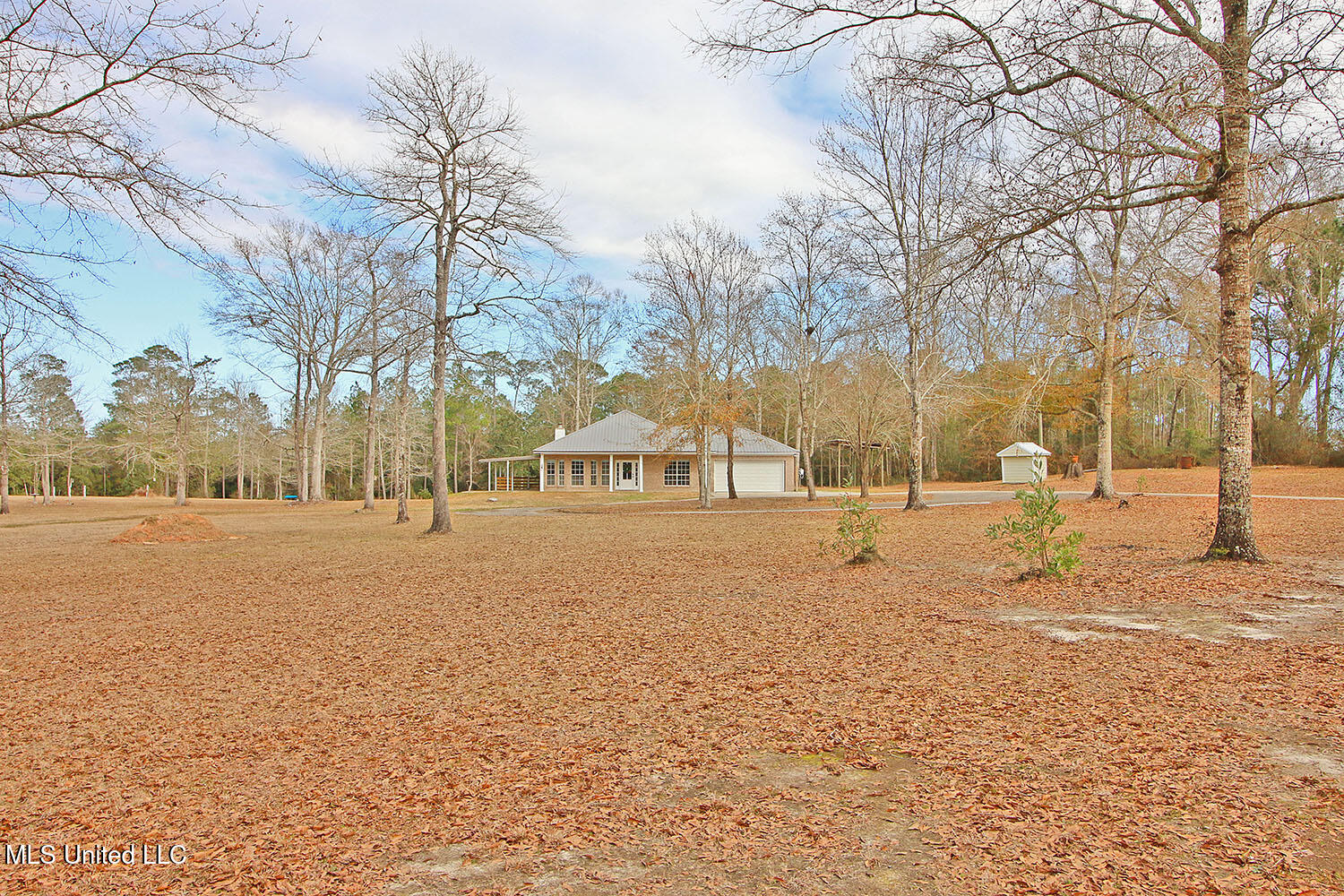 5916 Morning Side Drive, Vancleave, Mississippi image 3