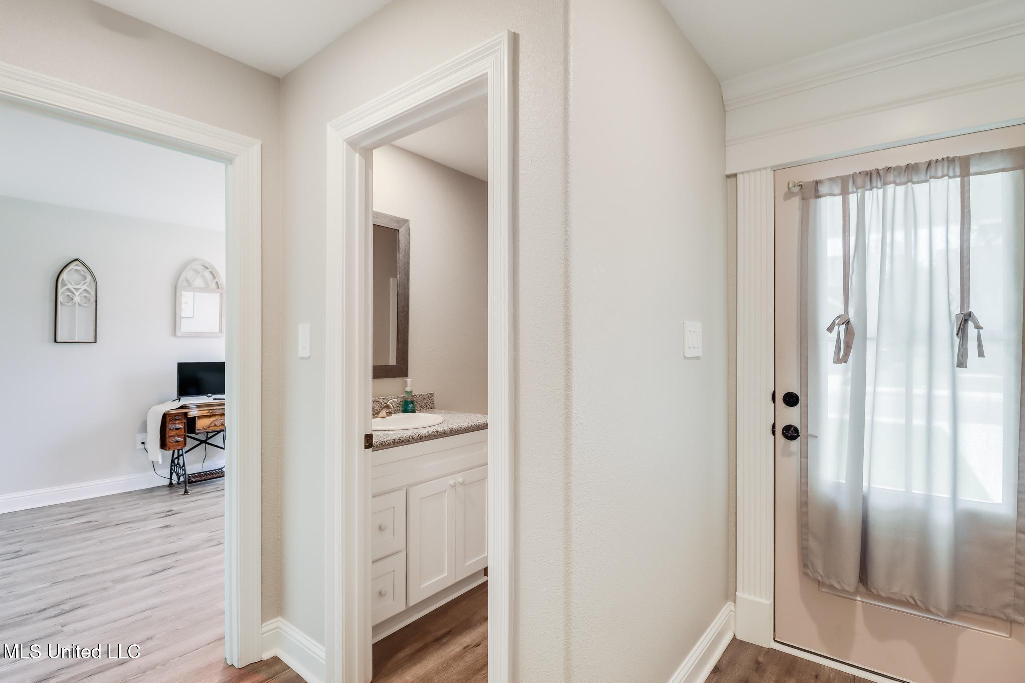 120 Pointe Breeze Way, Biloxi, Mississippi image 13