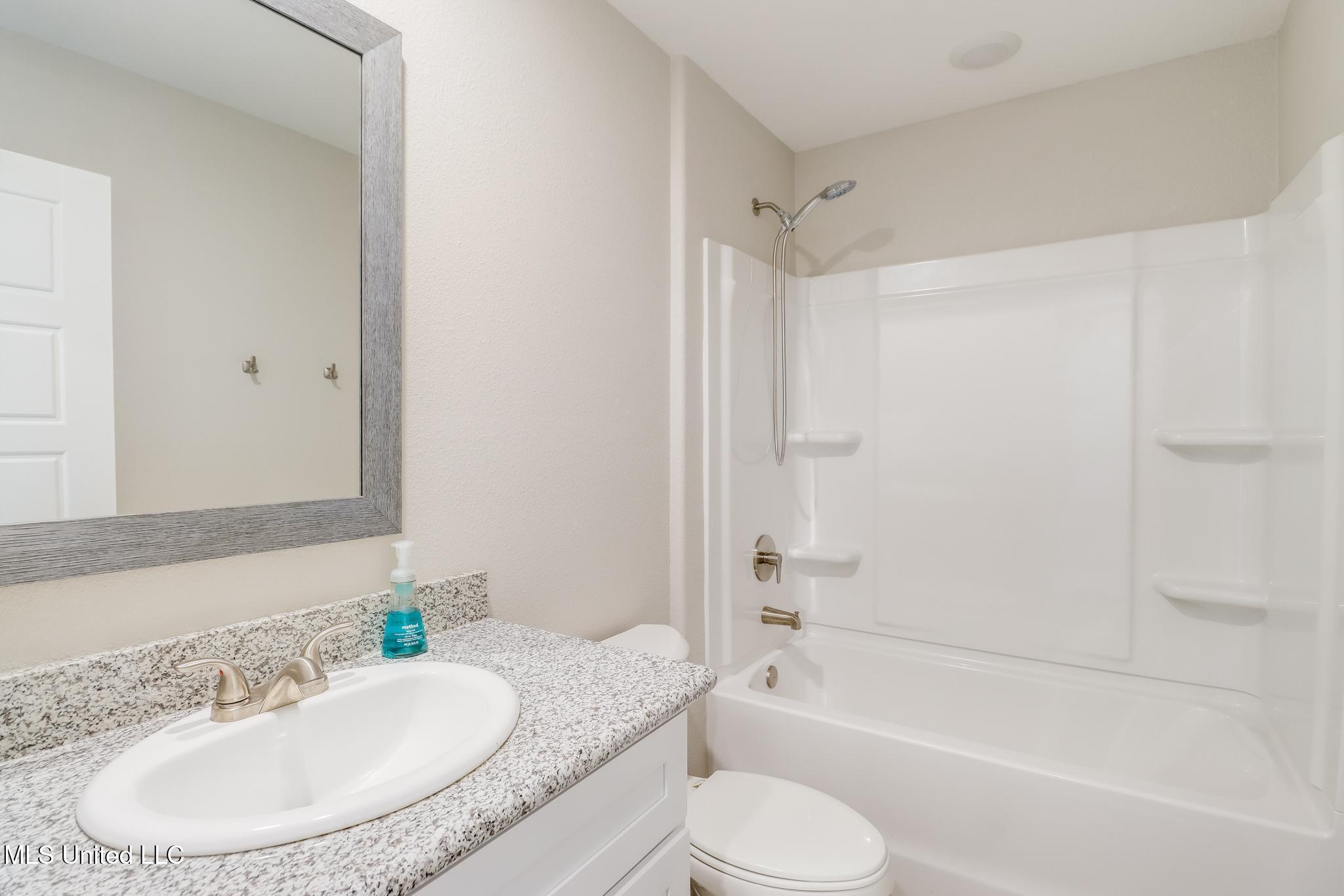 120 Pointe Breeze Way, Biloxi, Mississippi image 14