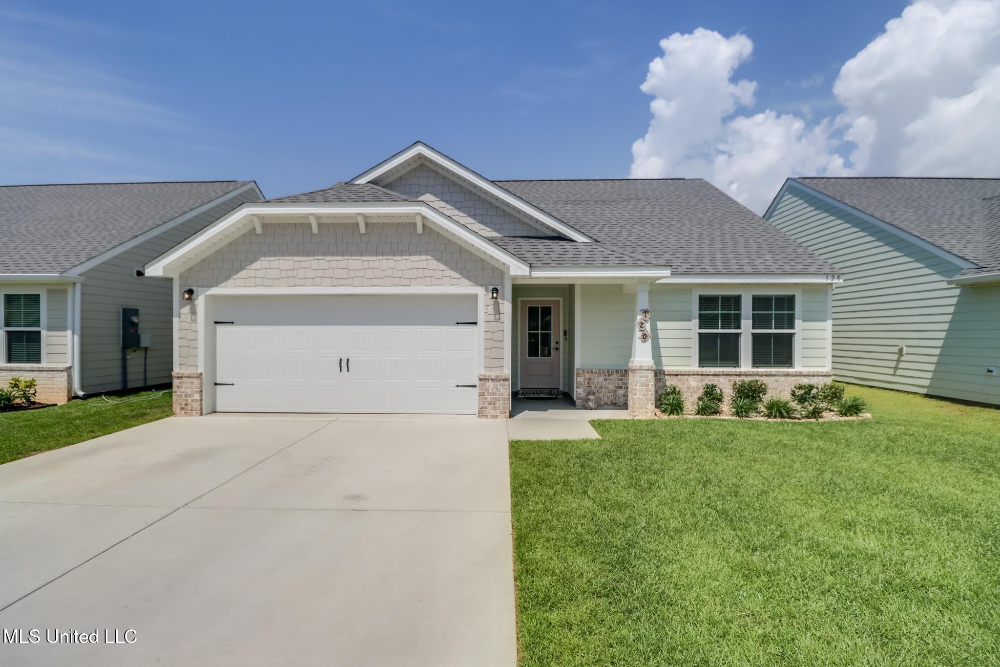 120 Pointe Breeze Way, Biloxi, Mississippi image 1