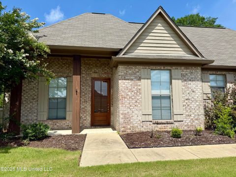 Homes For Sale - 242 Falls Crossing<br/> Madison, MS 39110