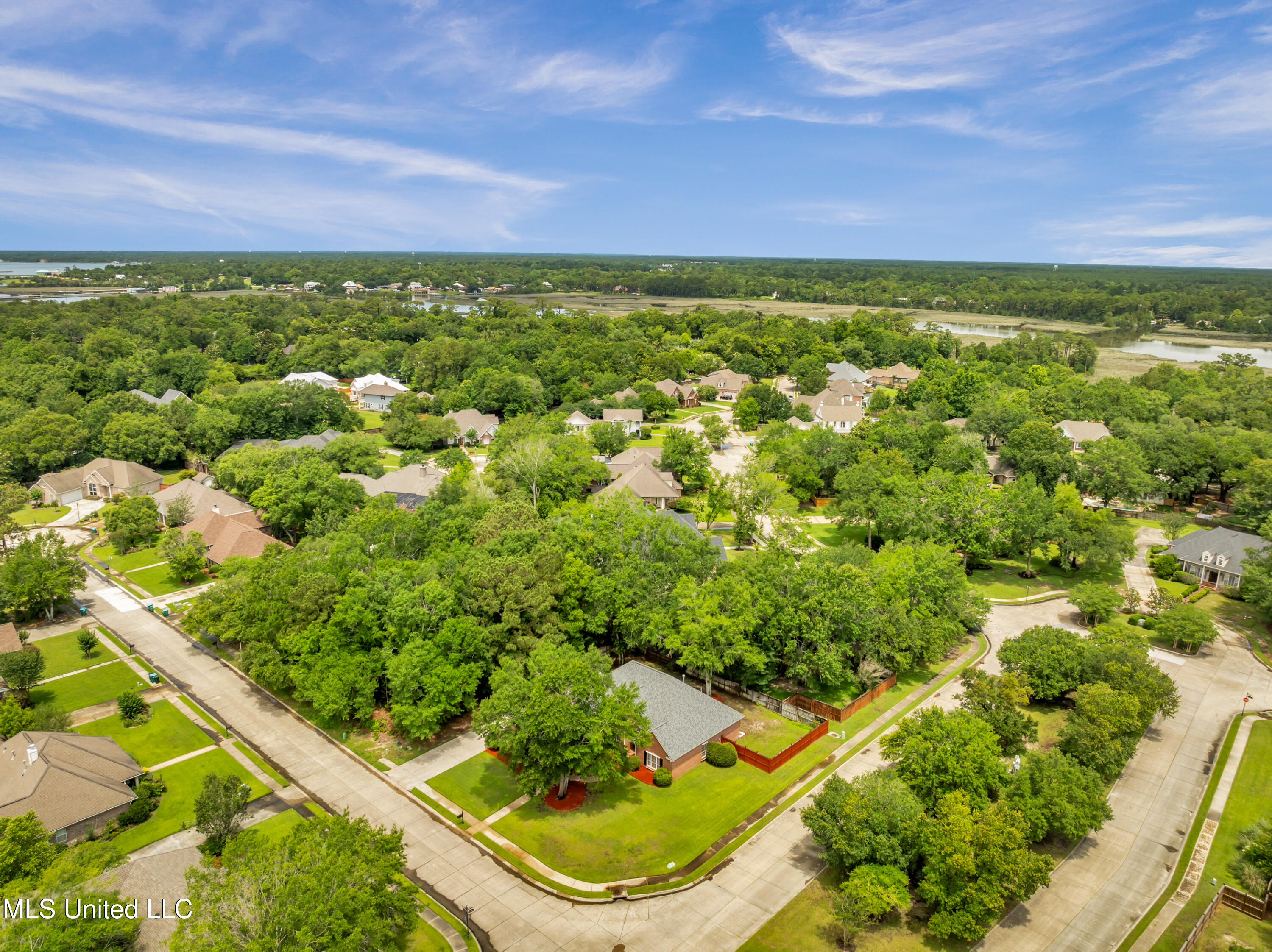 127 Surgeres Place, Ocean Springs, Mississippi image 41