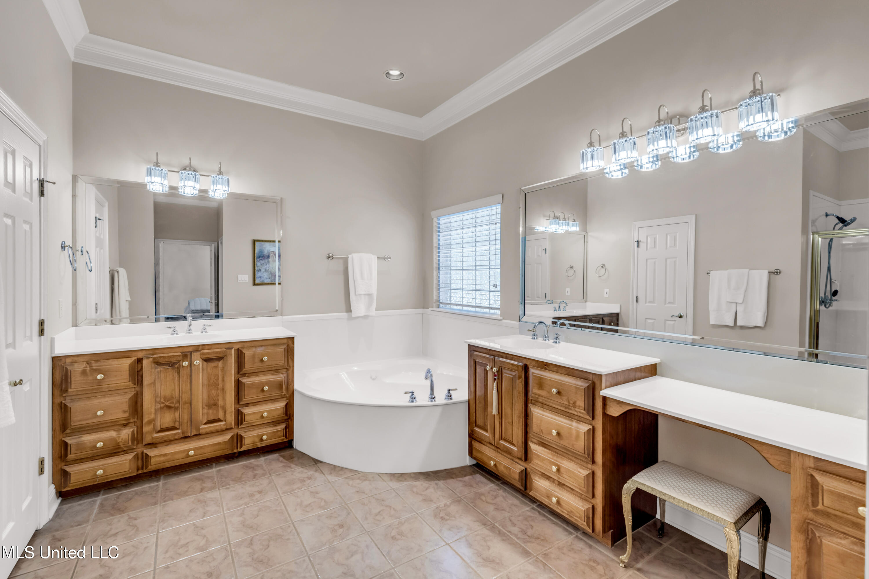 127 Surgeres Place, Ocean Springs, Mississippi image 25