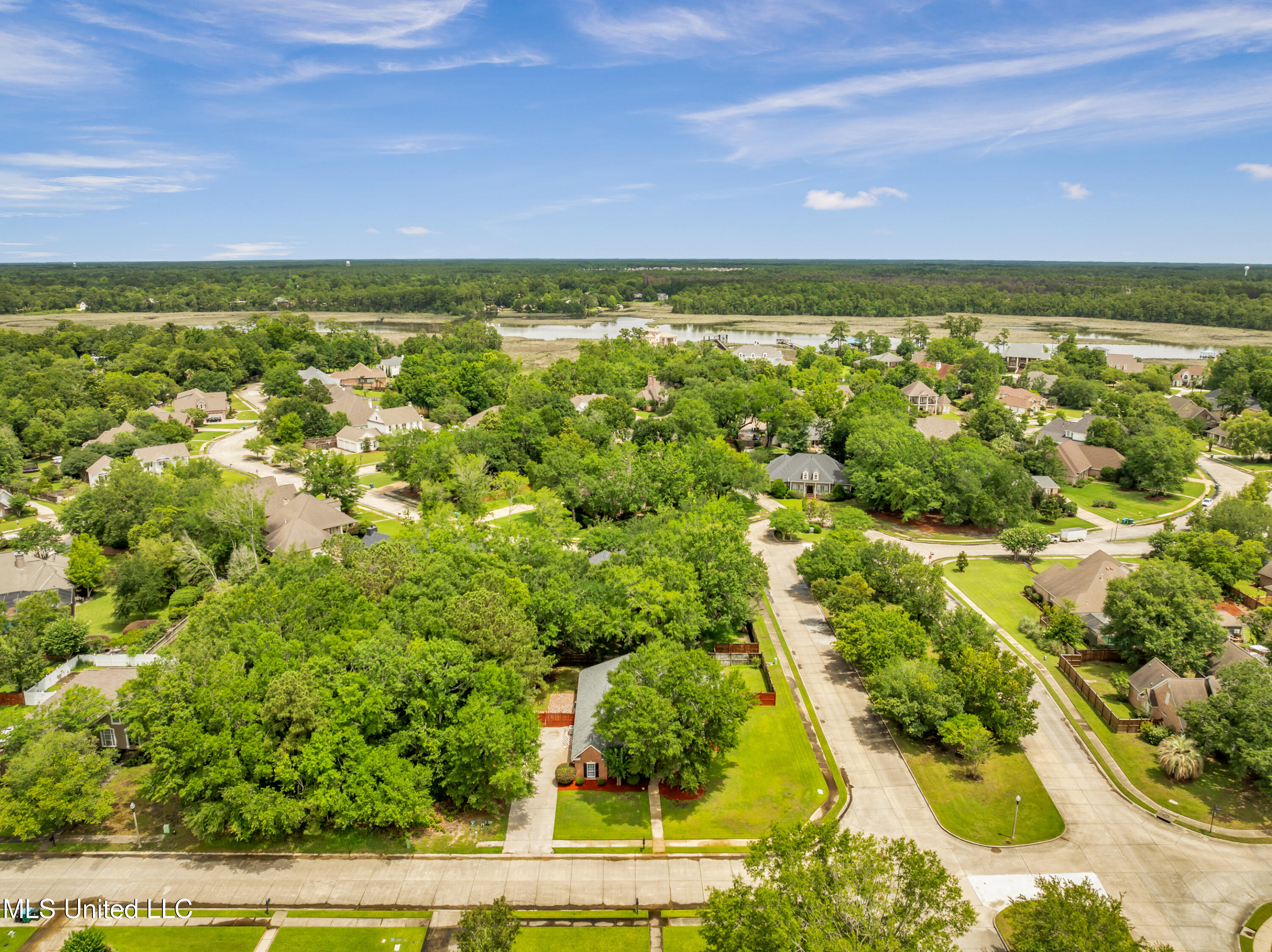 127 Surgeres Place, Ocean Springs, Mississippi image 40