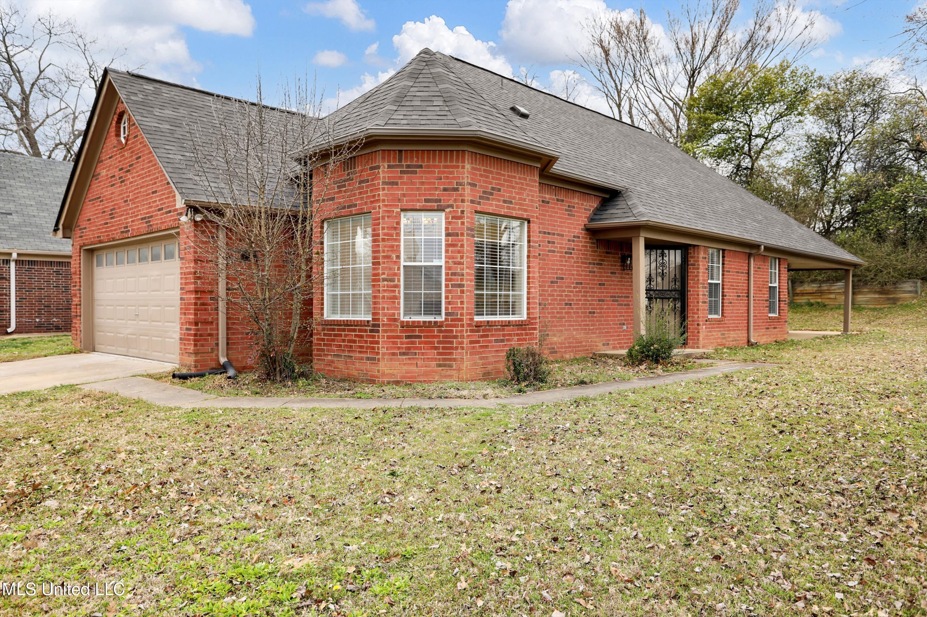 12 N Conger Court, Hernando, Mississippi image 1