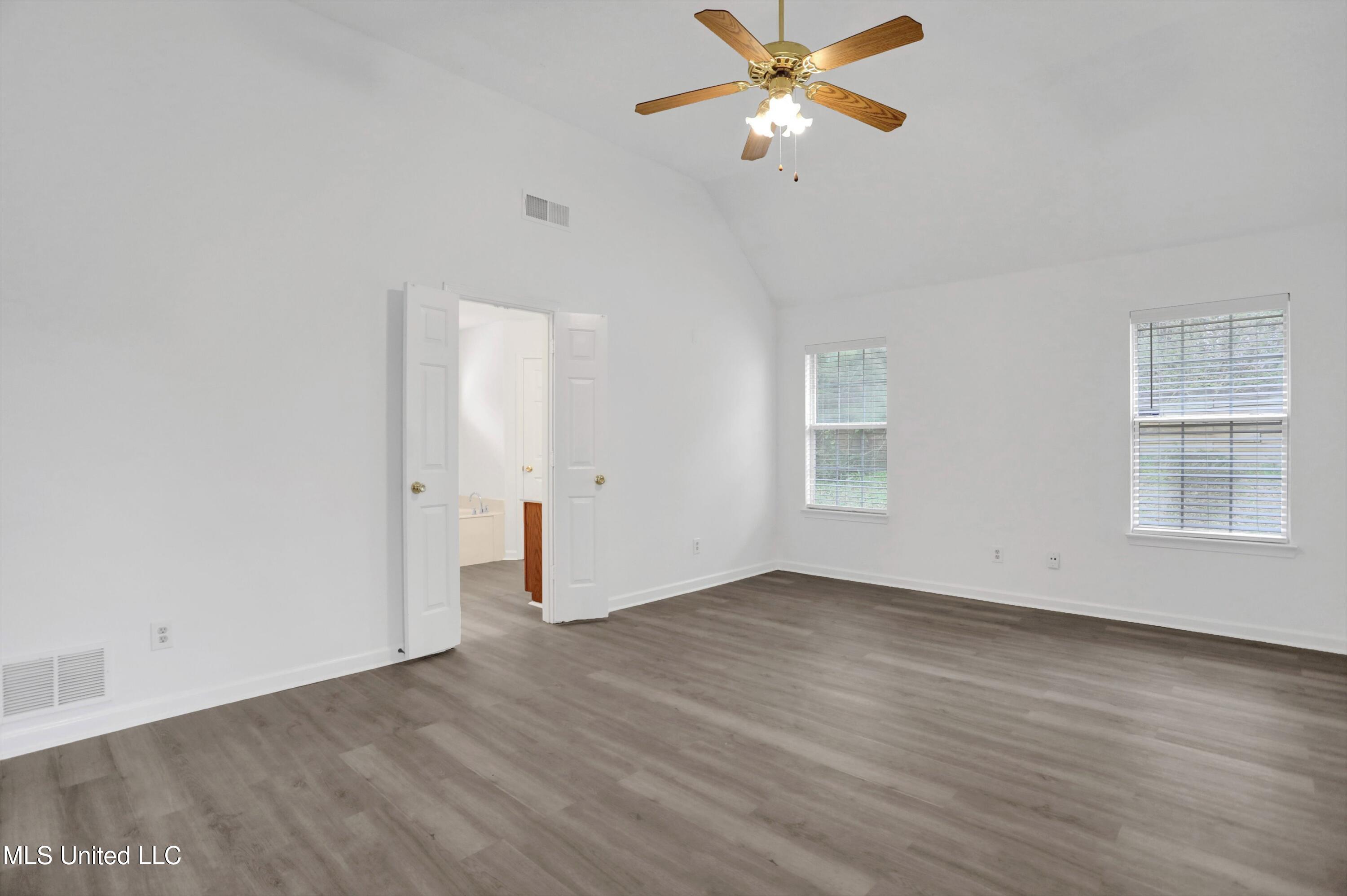 12 N Conger Court, Hernando, Mississippi image 14