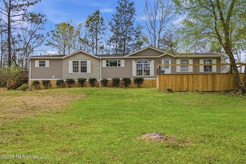 Mobile Home For Sale - 266 Shipman Firetower Road<br/> Lucedale, MS 39452