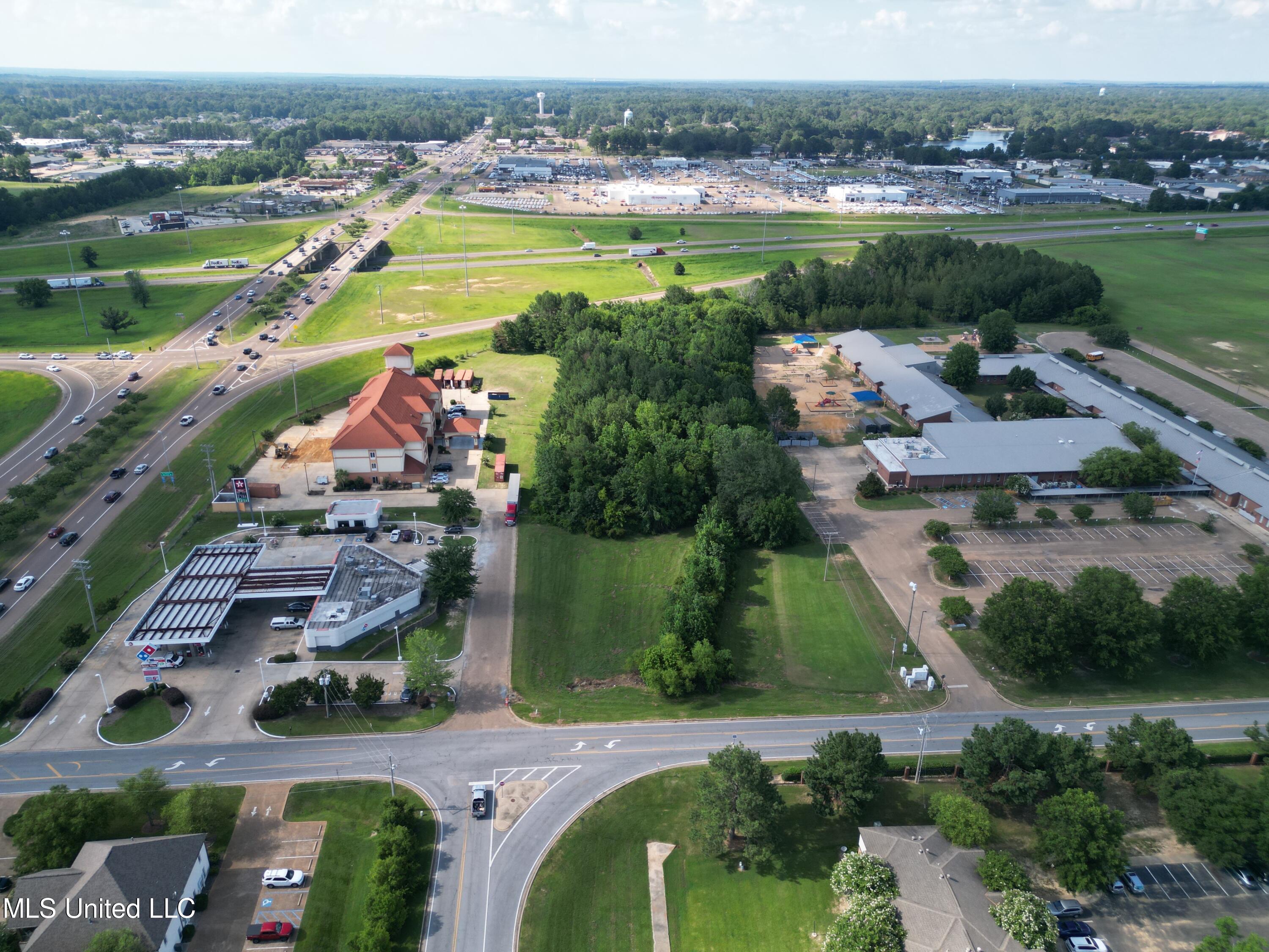 000 Boyce Thompson Drive, Brandon, Mississippi image 1