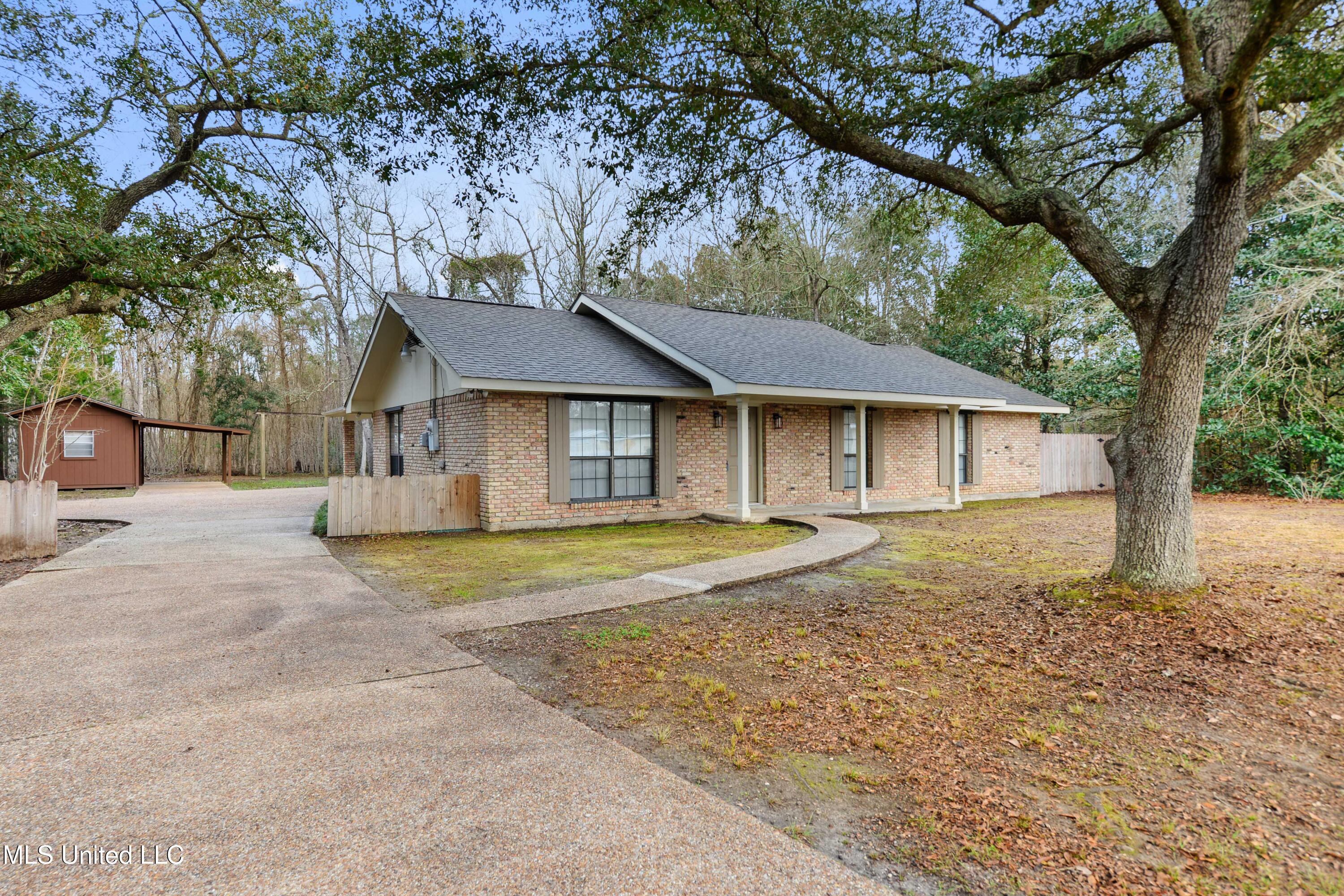 702 Nicholson Avenue, Waveland, Mississippi image 2