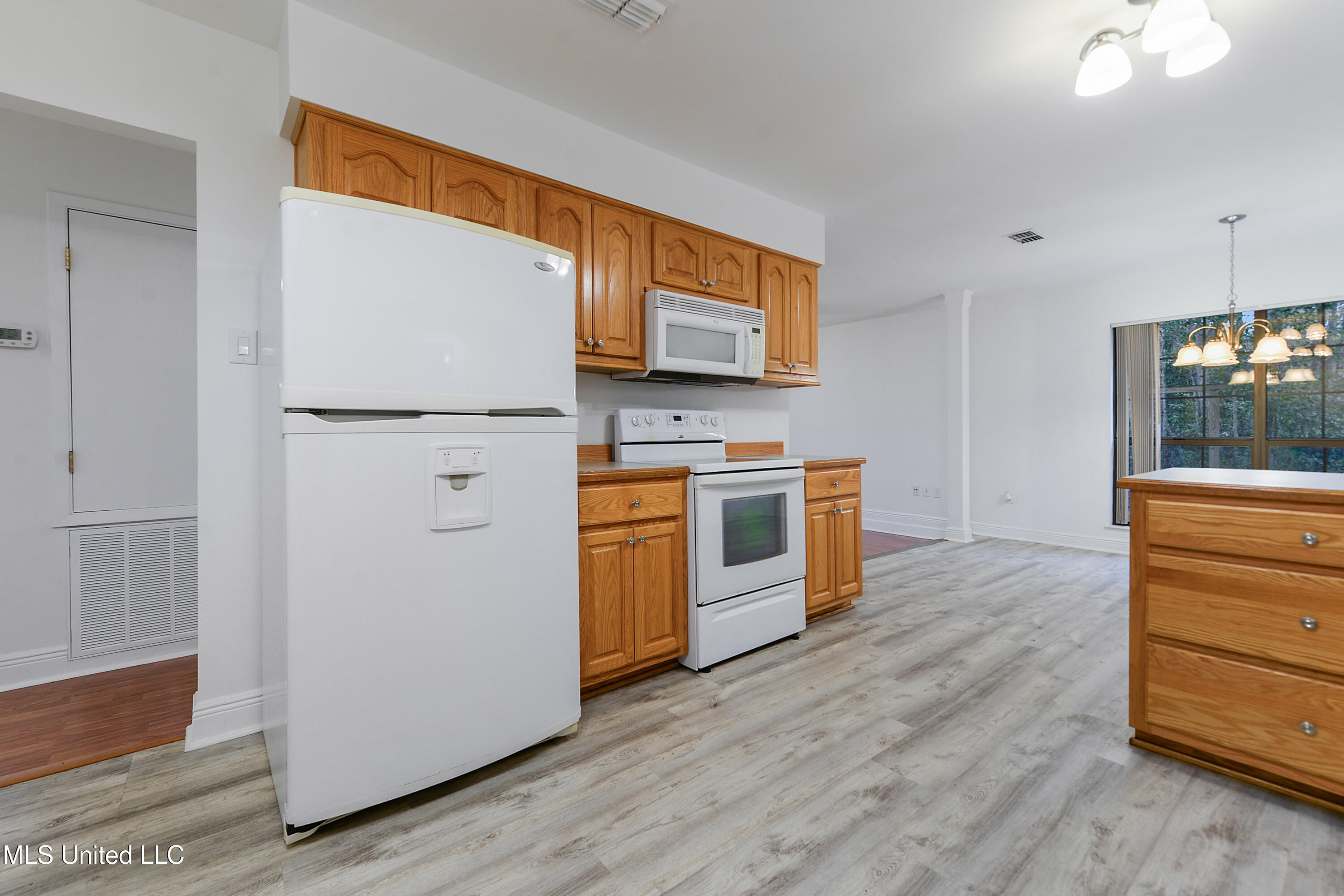 702 Nicholson Avenue, Waveland, Mississippi image 10