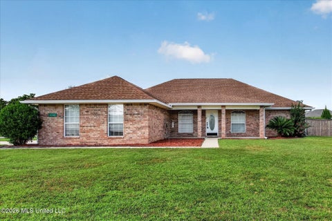 Homes For Sale - 3104 Wayne Drive<br/> Biloxi, MS 39530