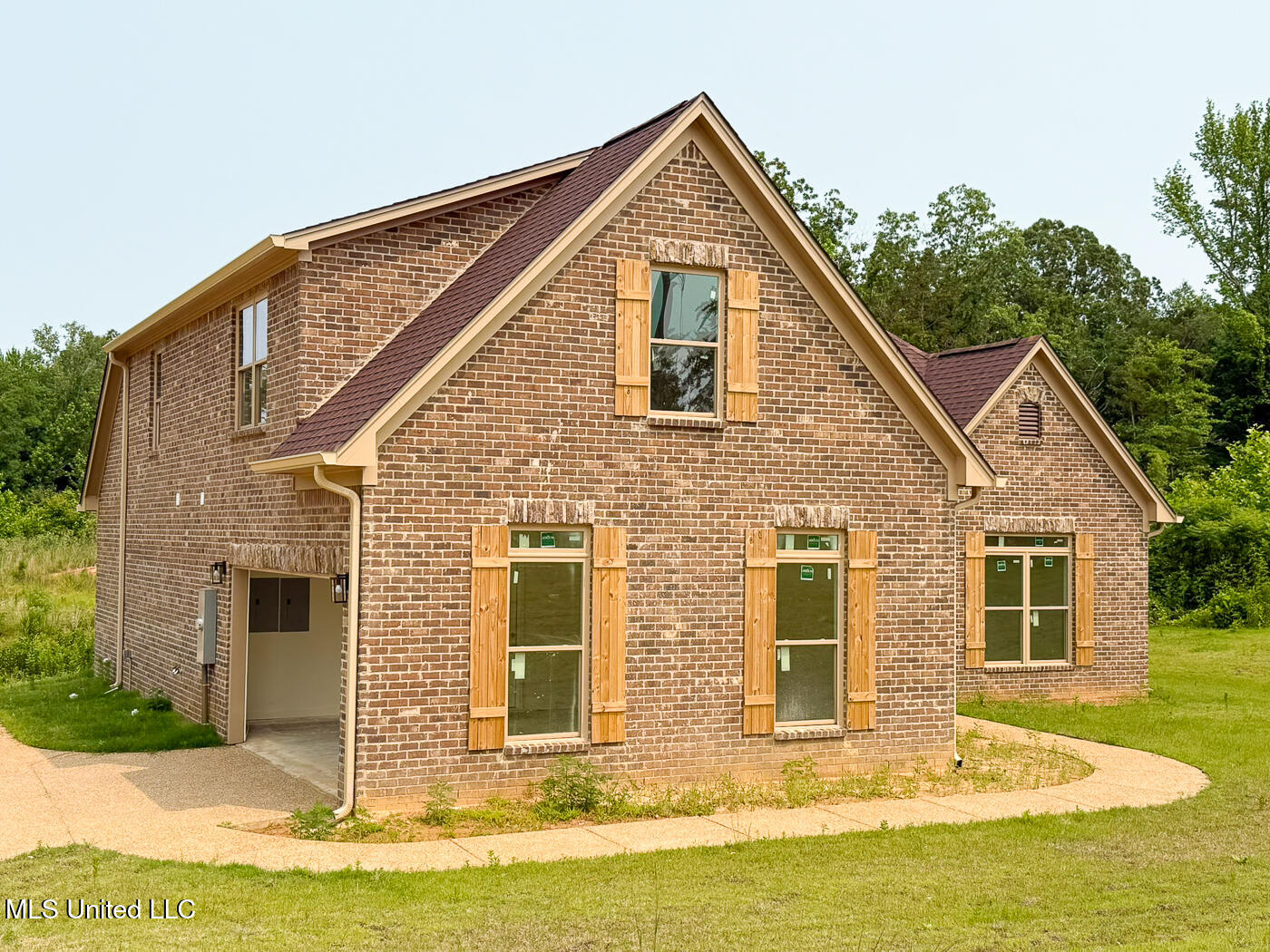 37 Honey Suckle Cove, Holly Springs, Mississippi image 2