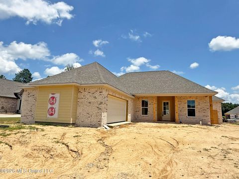 Homes For Sale - 304 Tremont Drive<br/> Florence, MS 39073