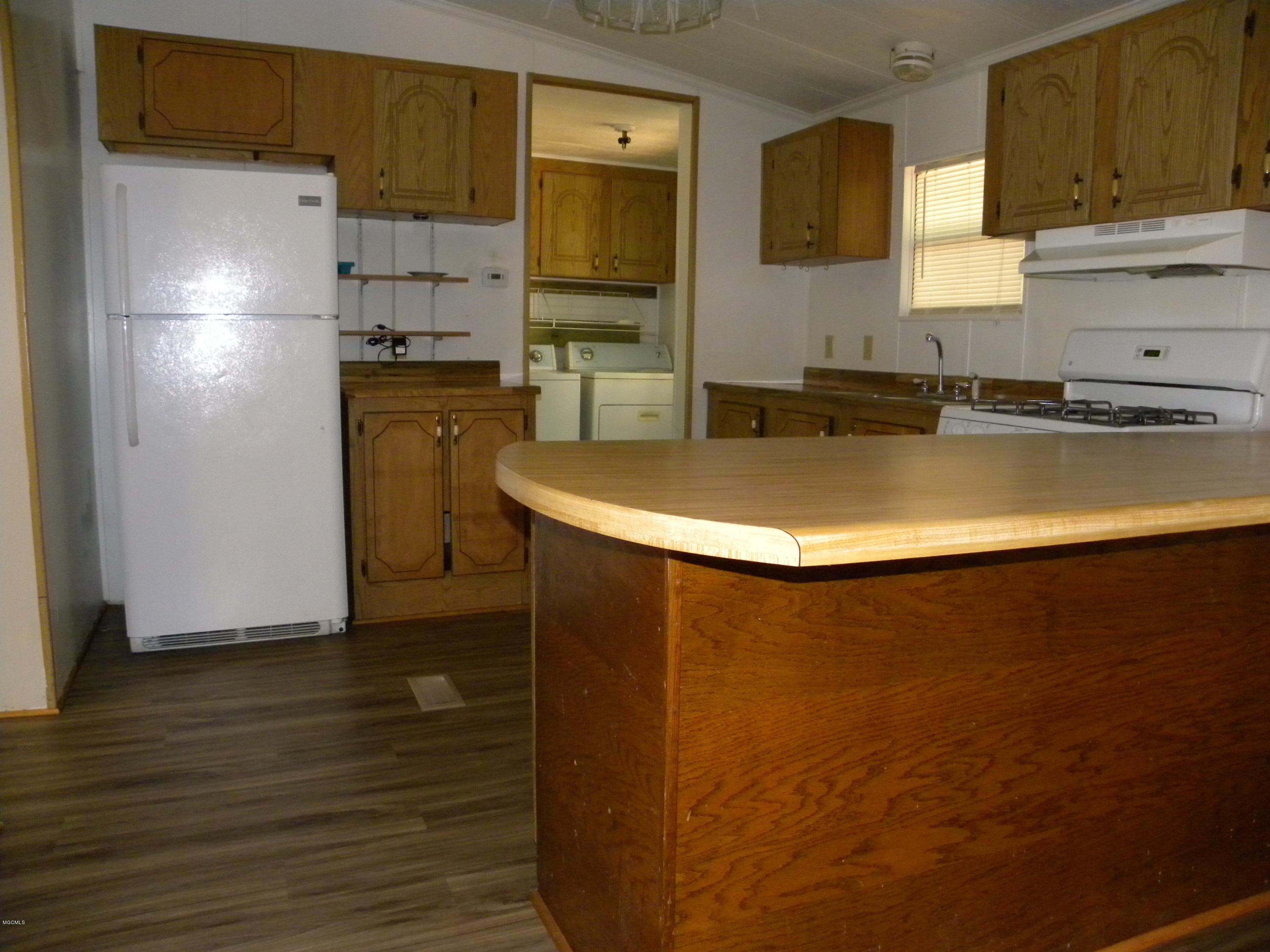2617 N 16th Street, Ocean Springs, Mississippi image 7