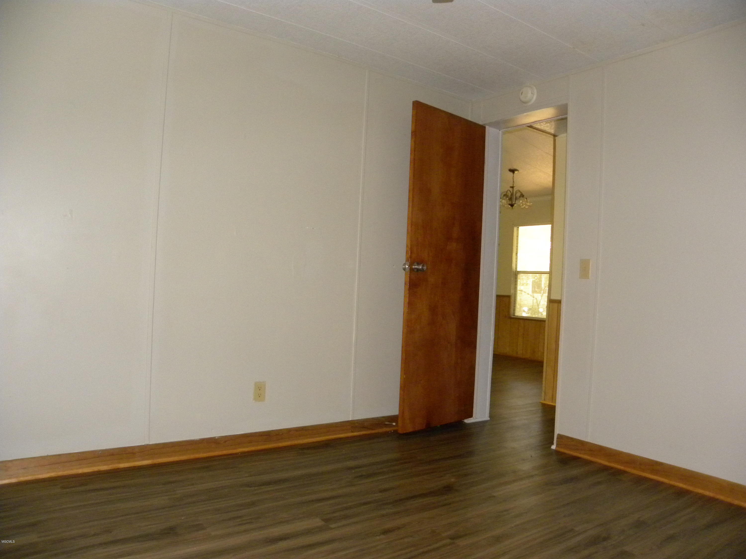 2617 N 16th Street, Ocean Springs, Mississippi image 12