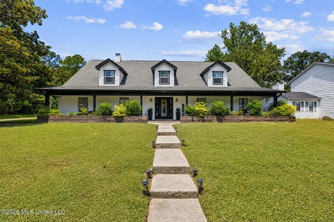 Homes For Sale - 451 Cove Drive<br/> Harrison County, Biloxi, MS 39531