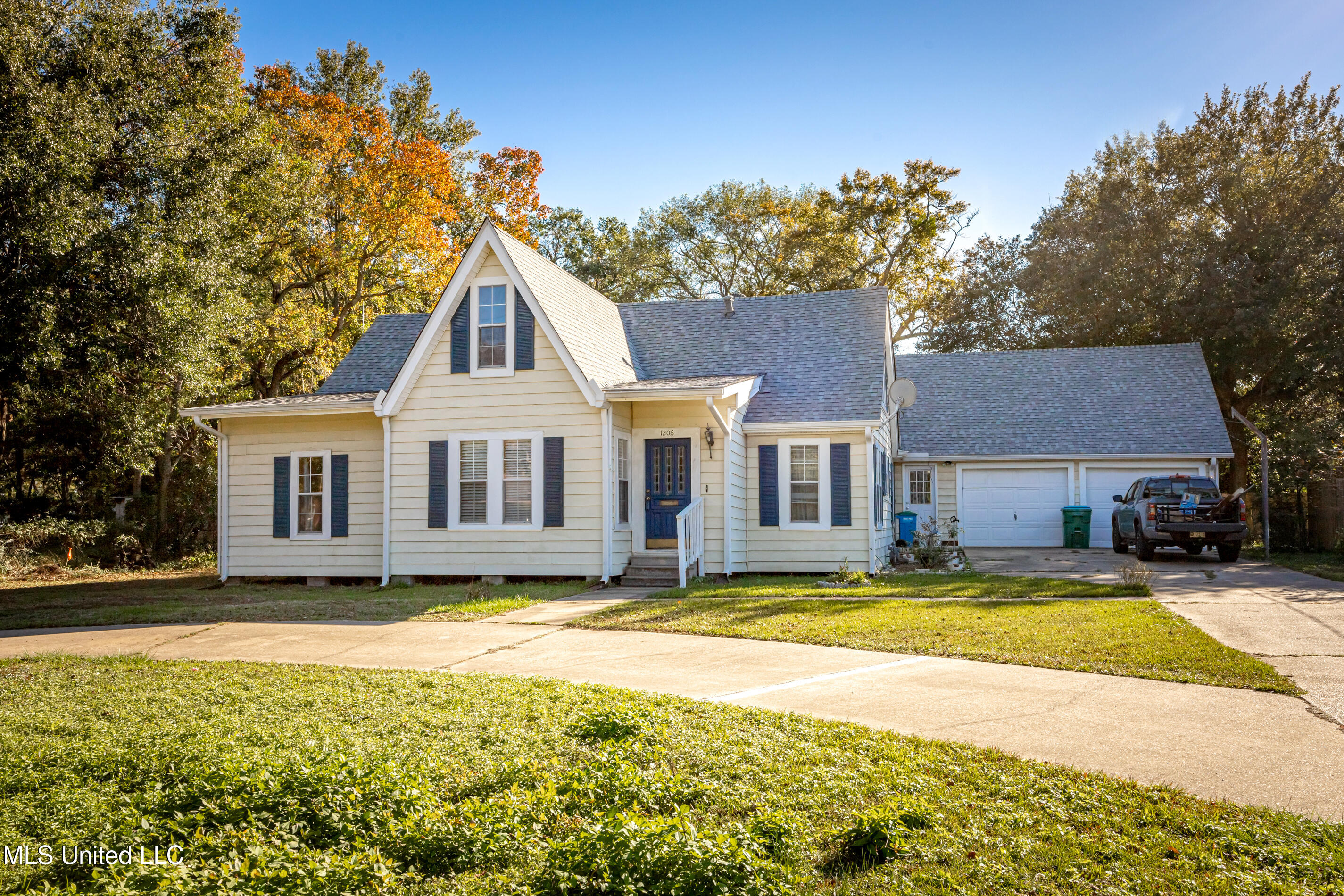 1206 Communy Avenue, Pascagoula, Mississippi image 1