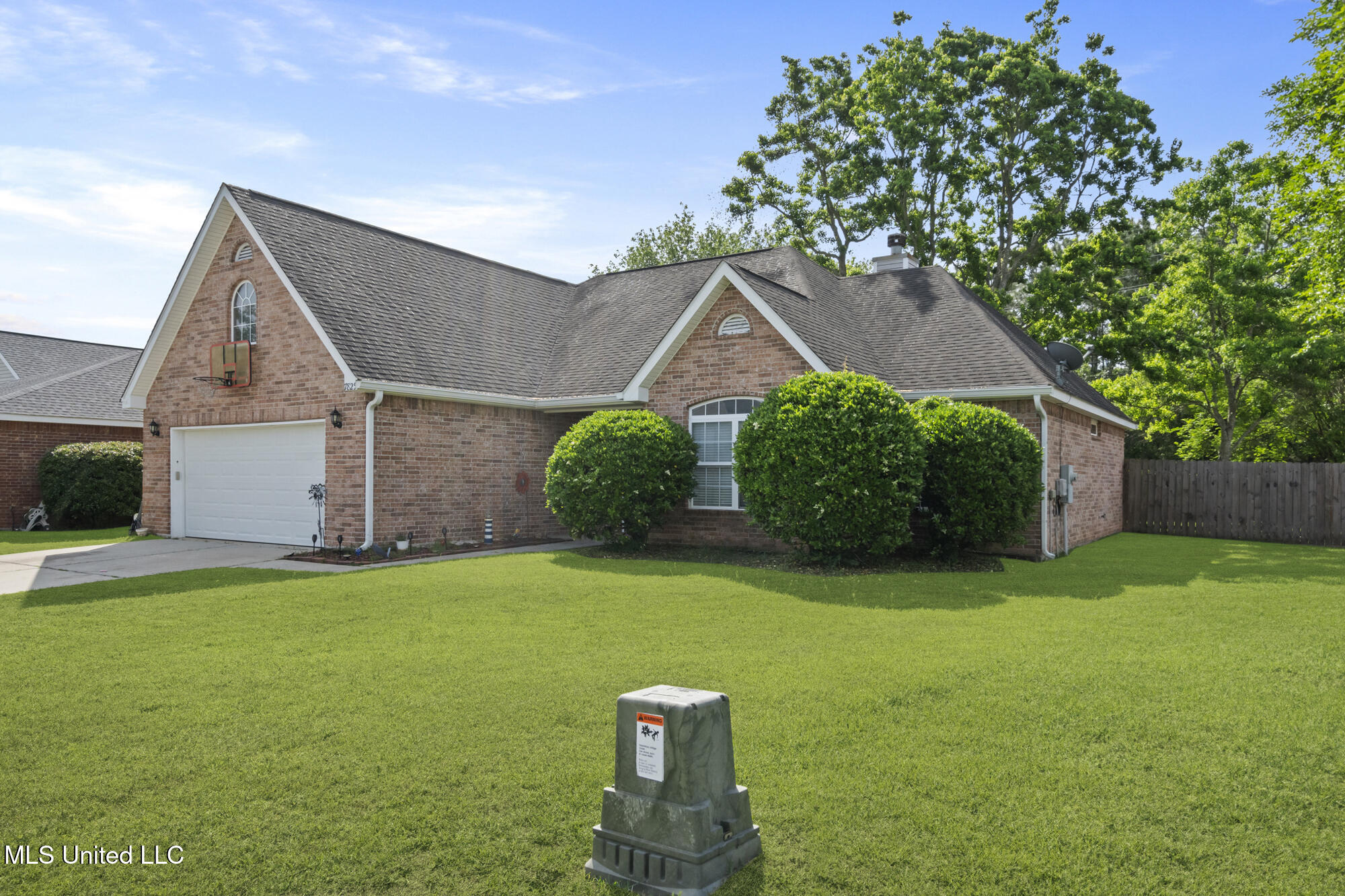 7829 Rue Morgan, Ocean Springs, Mississippi image 2