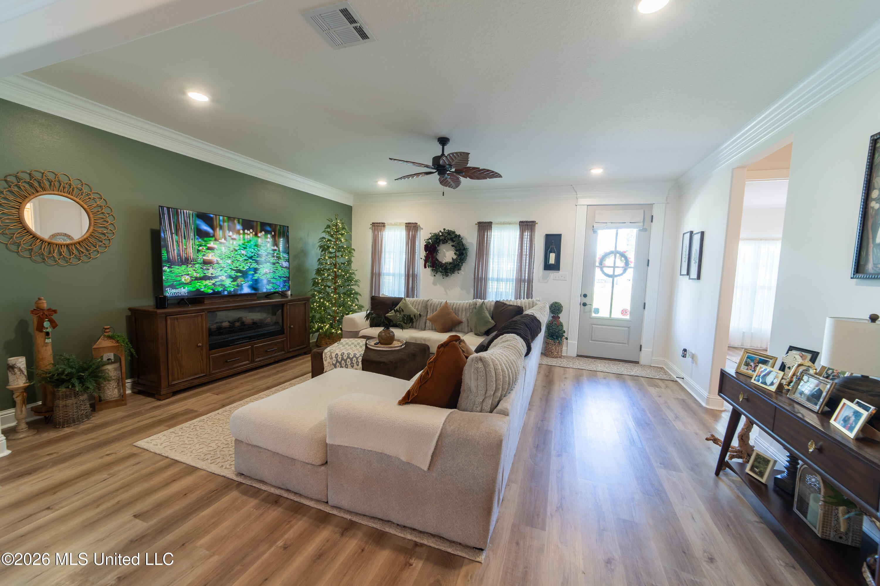 124 Everly Circle