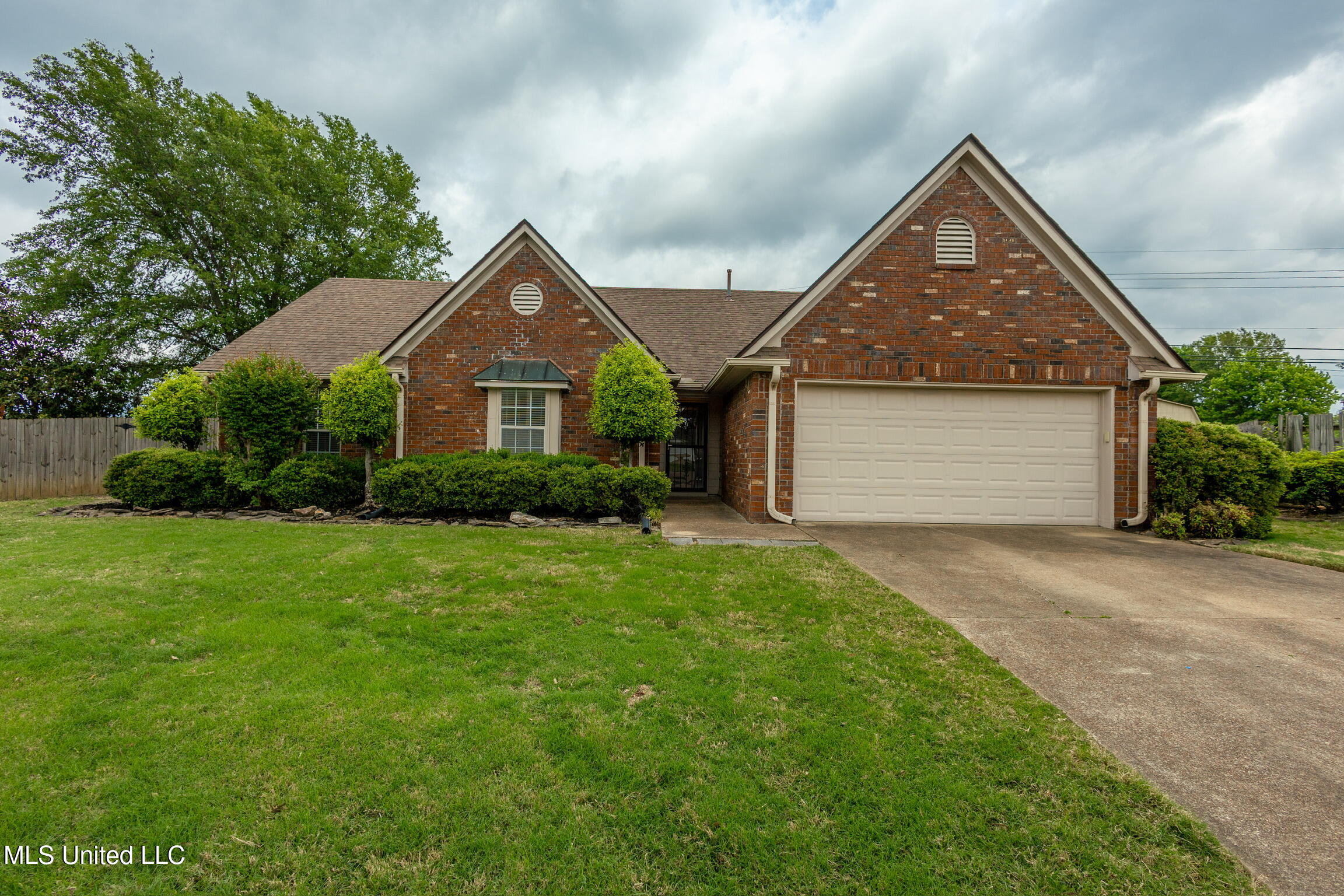 7410 Paddock Cove, Southaven, Mississippi image 1