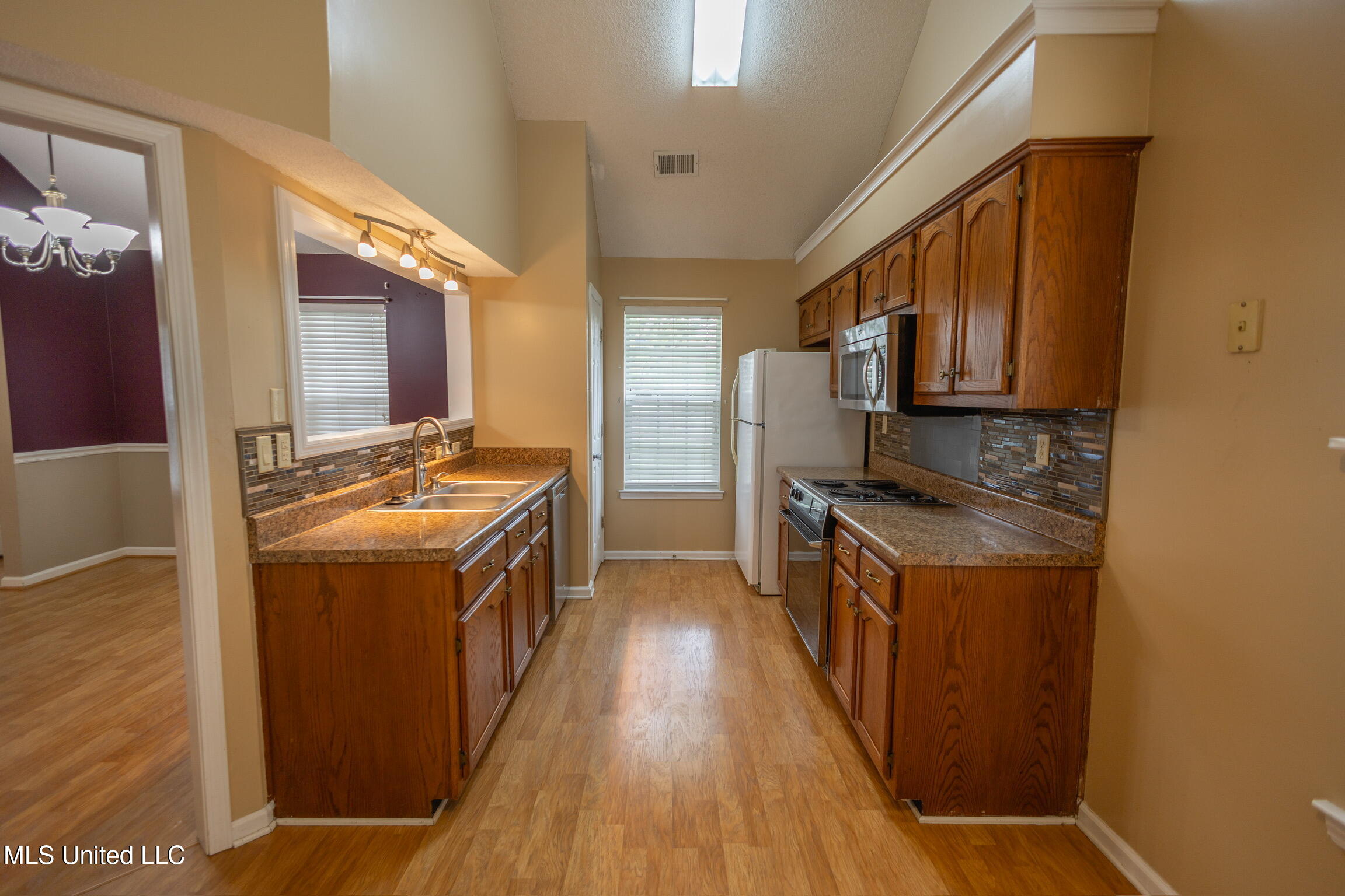 7410 Paddock Cove, Southaven, Mississippi image 7