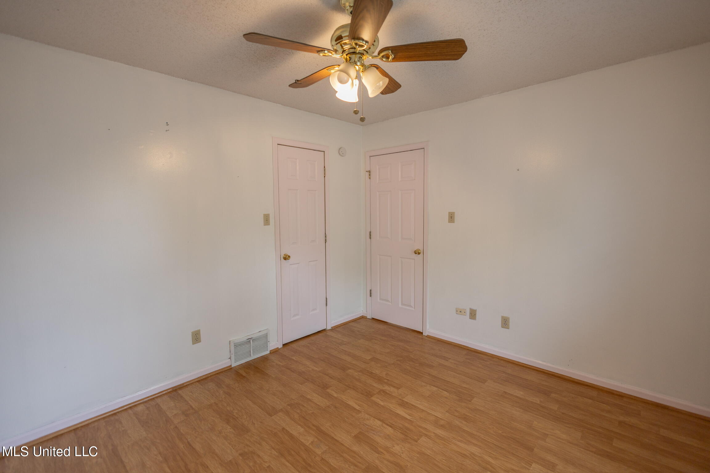7410 Paddock Cove, Southaven, Mississippi image 16