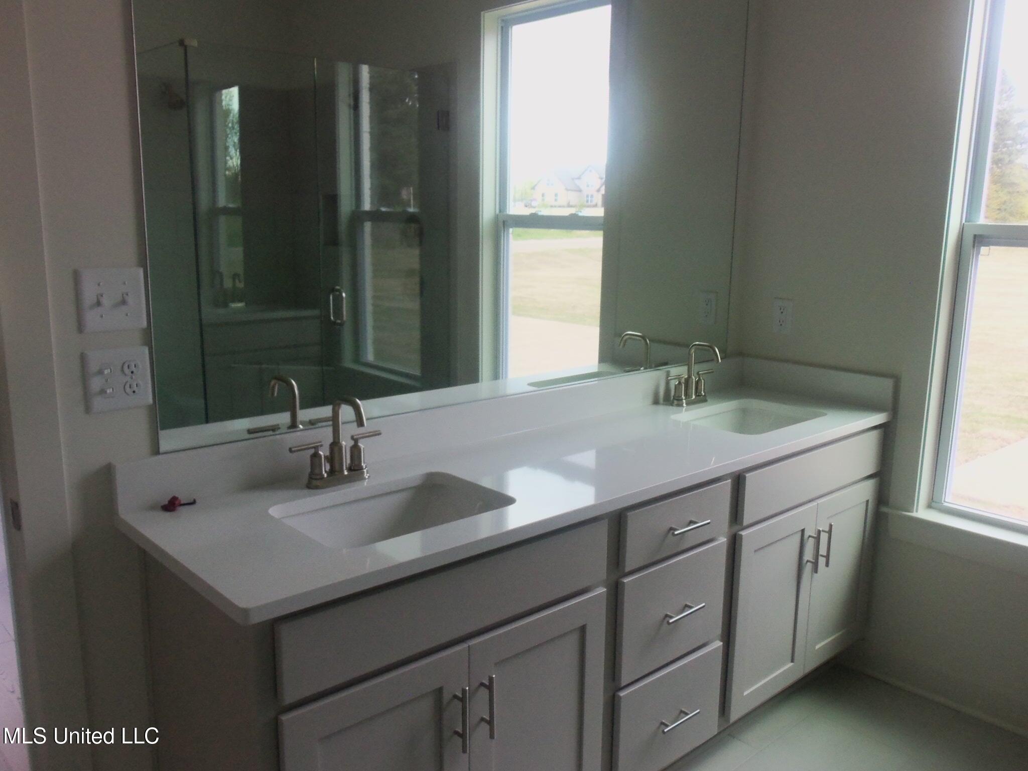 3372 Blooming Grove Road, Olive Branch, Mississippi image 19