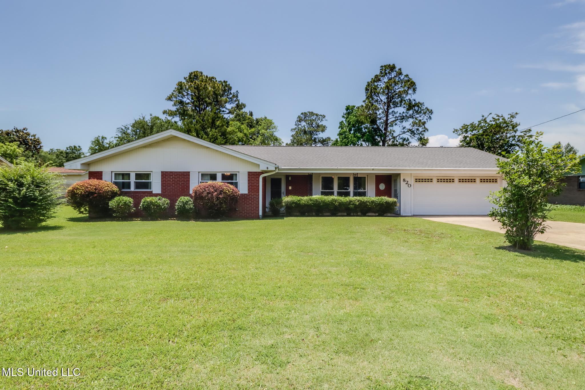 820 Lackland Drive, Biloxi, Mississippi image 1