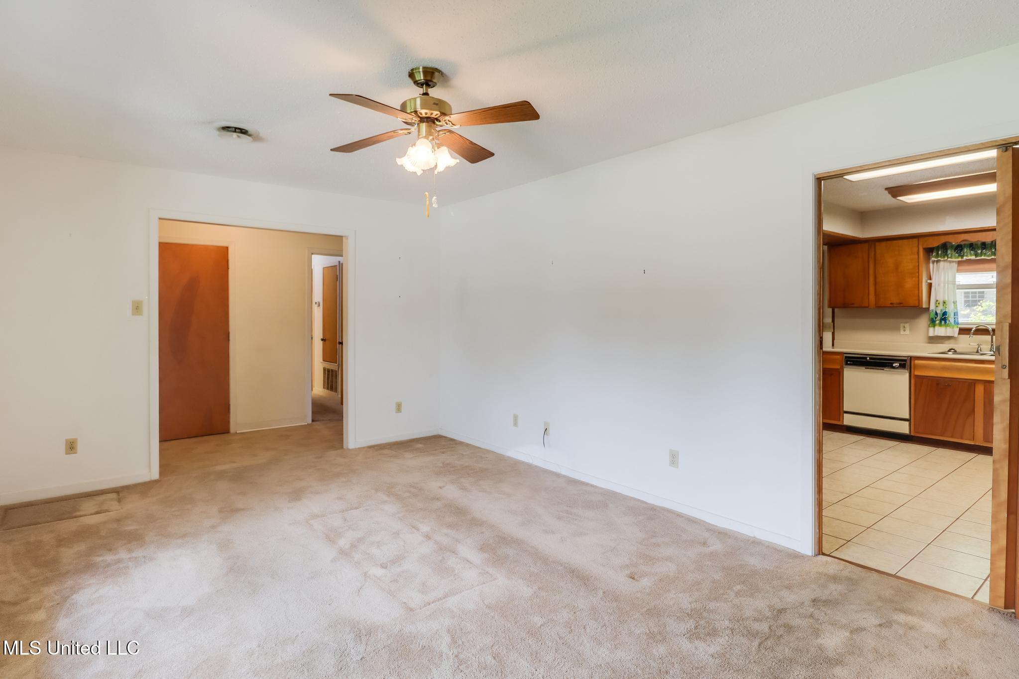820 Lackland Drive, Biloxi, Mississippi image 5