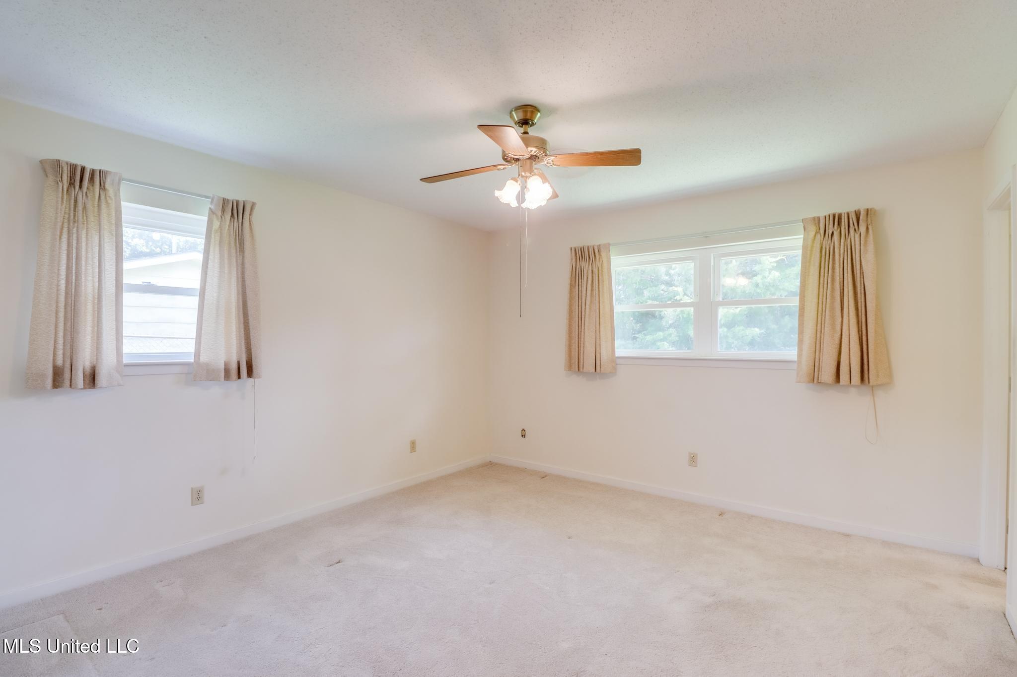 820 Lackland Drive, Biloxi, Mississippi image 13