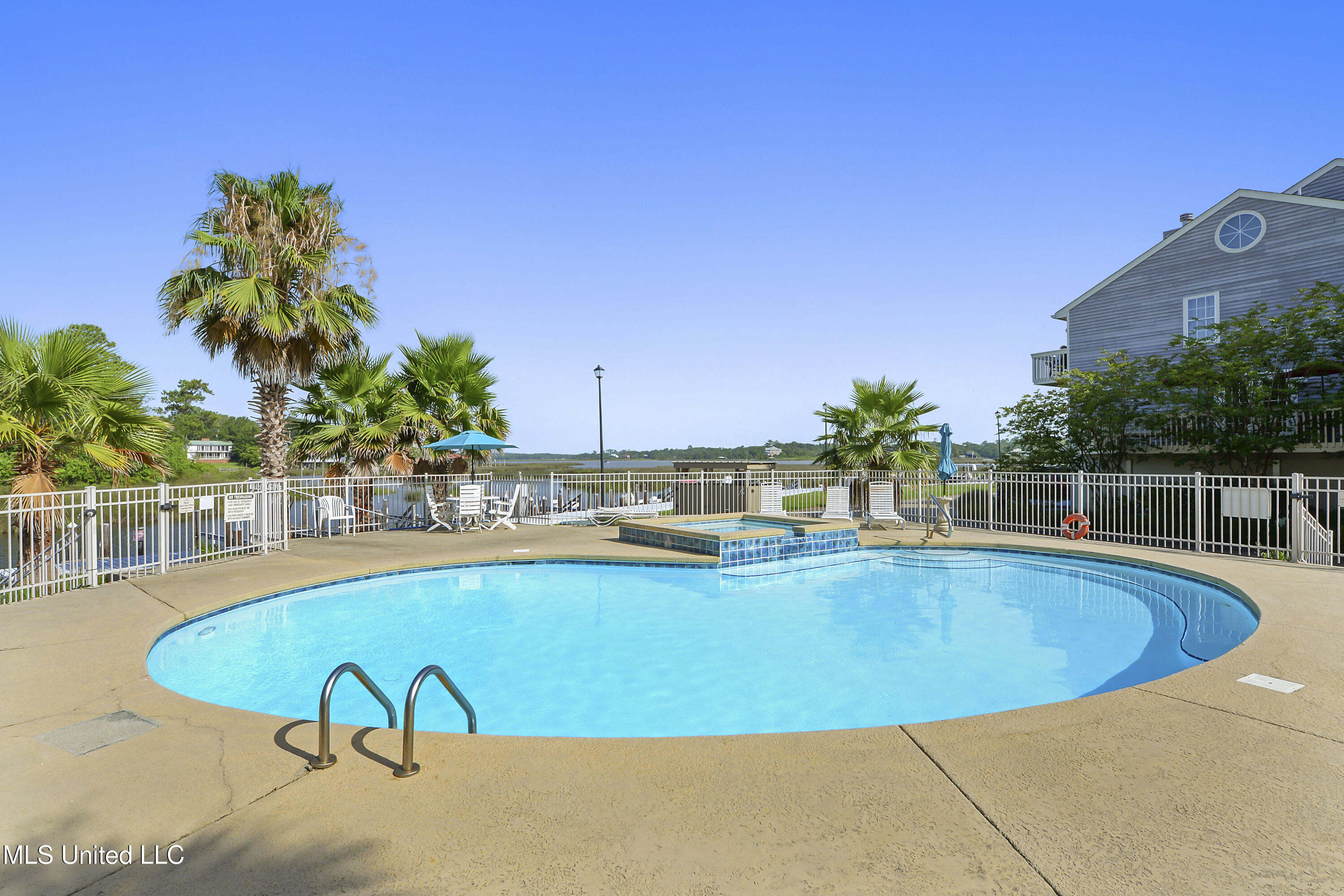 717 Bienville Boulevard #B5, Ocean Springs, Mississippi image 34