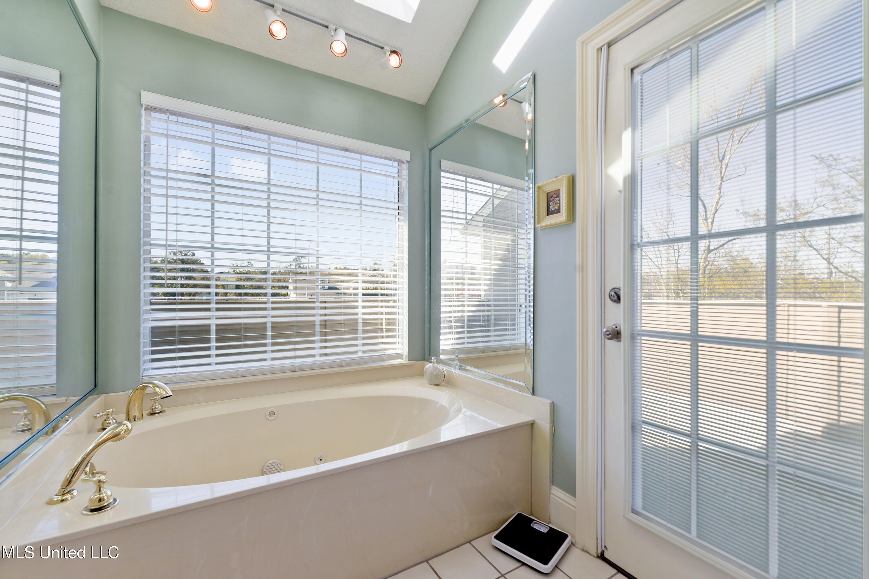 717 Bienville Boulevard #B5, Ocean Springs, Mississippi image 20
