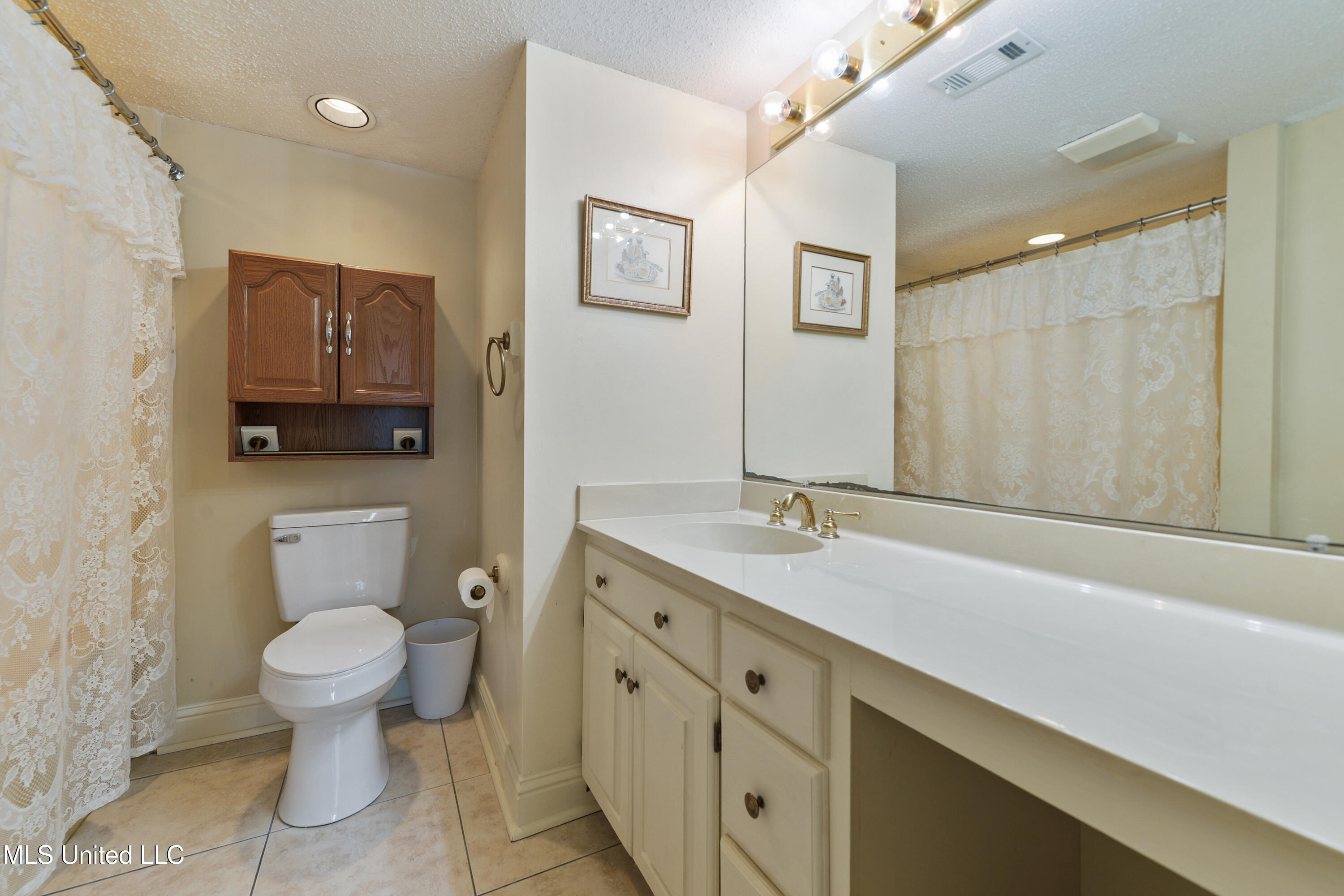 717 Bienville Boulevard #B5, Ocean Springs, Mississippi image 25