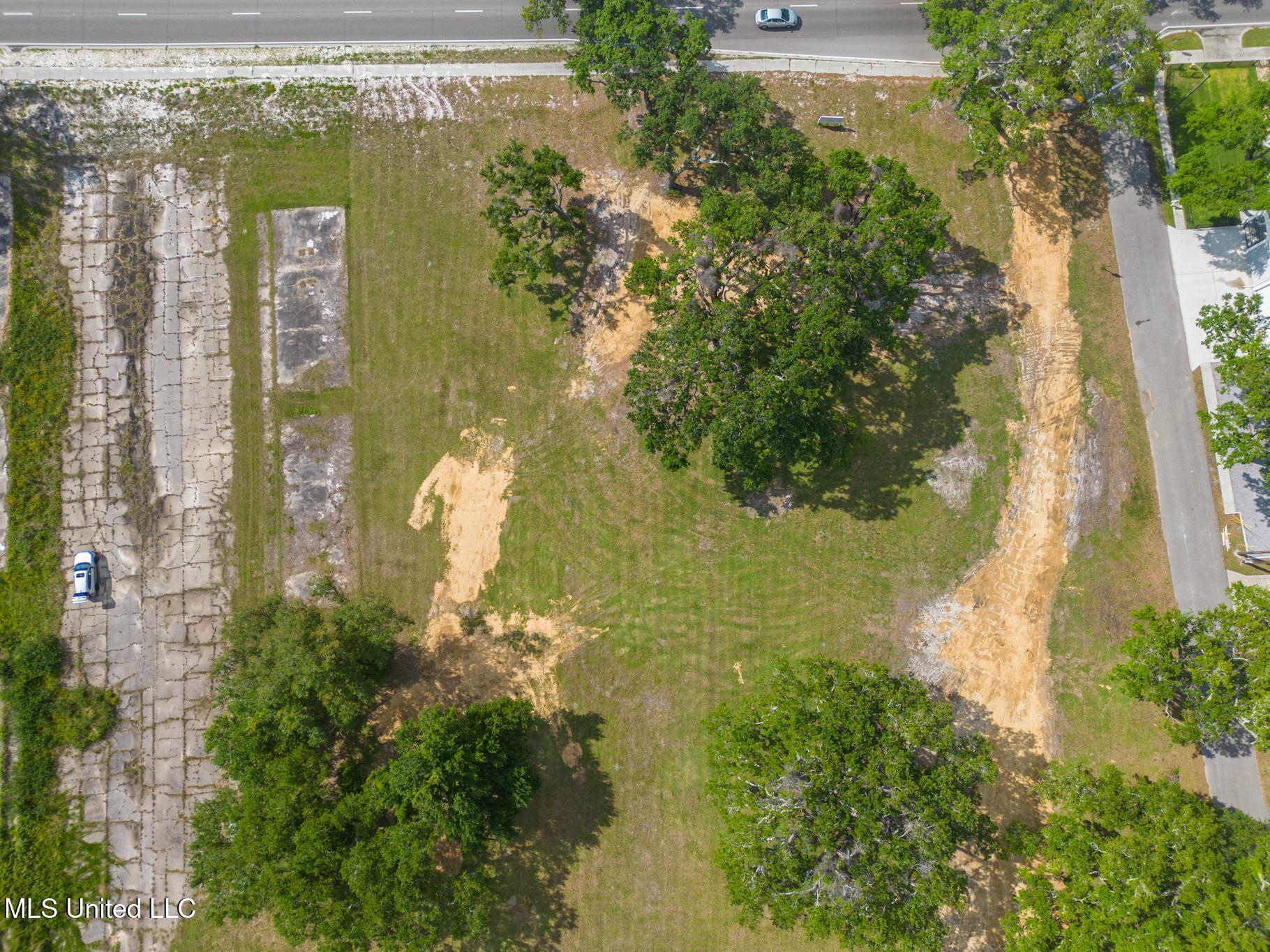 Beach Boulevard, Long Beach, Mississippi image 9