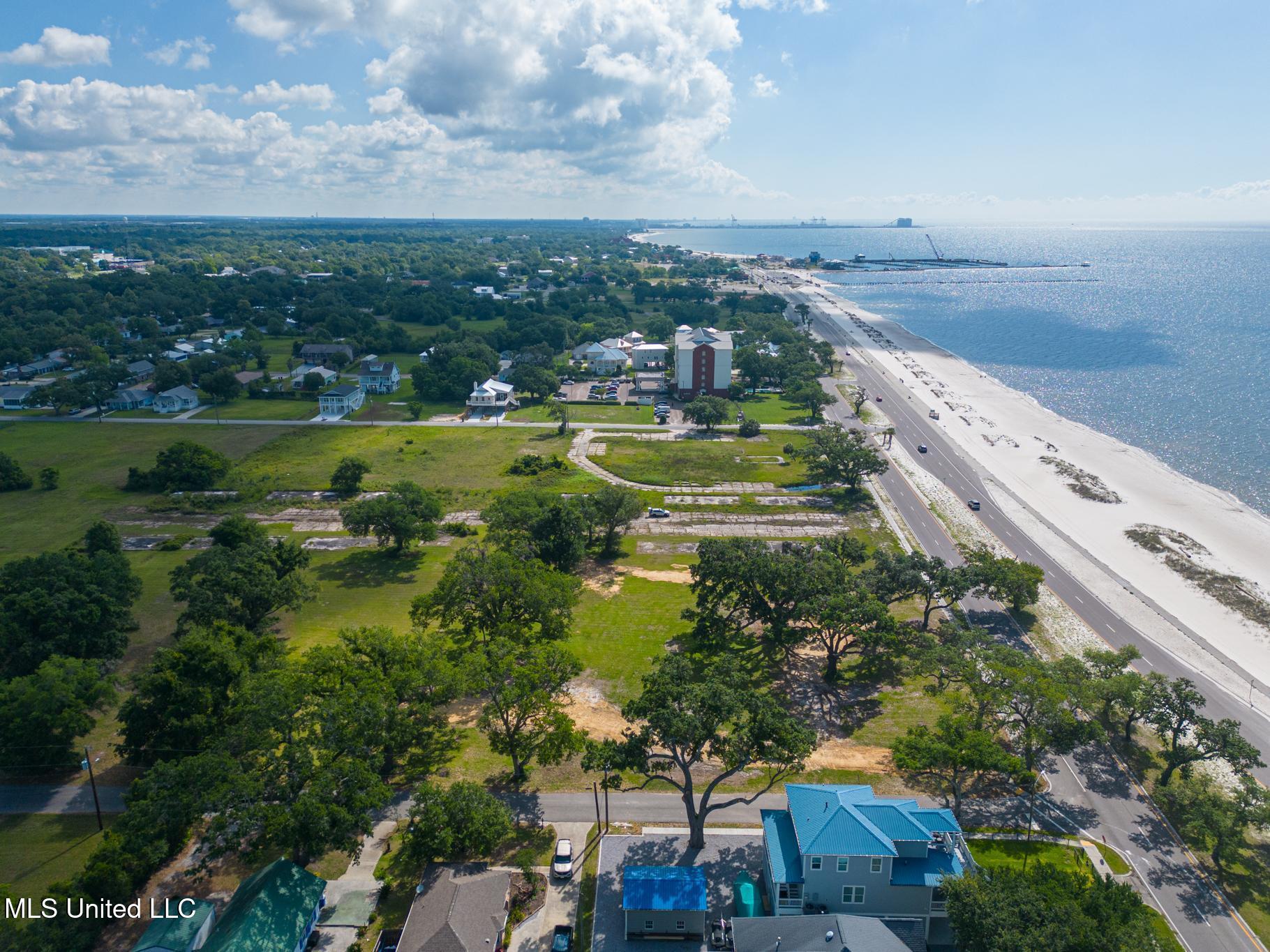 Beach Boulevard, Long Beach, Mississippi image 16