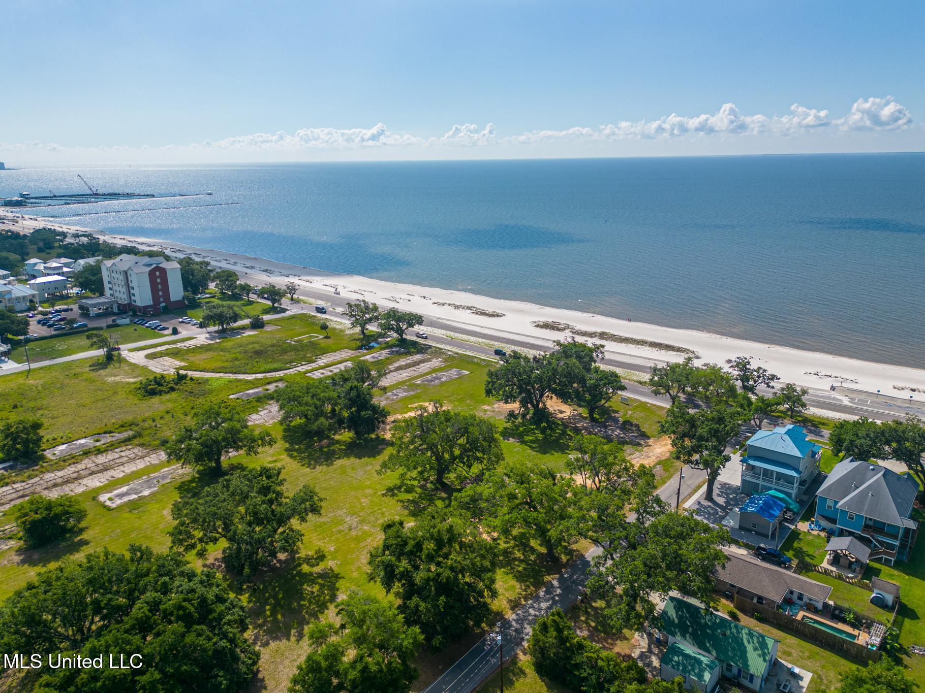 Beach Boulevard, Long Beach, Mississippi image 15