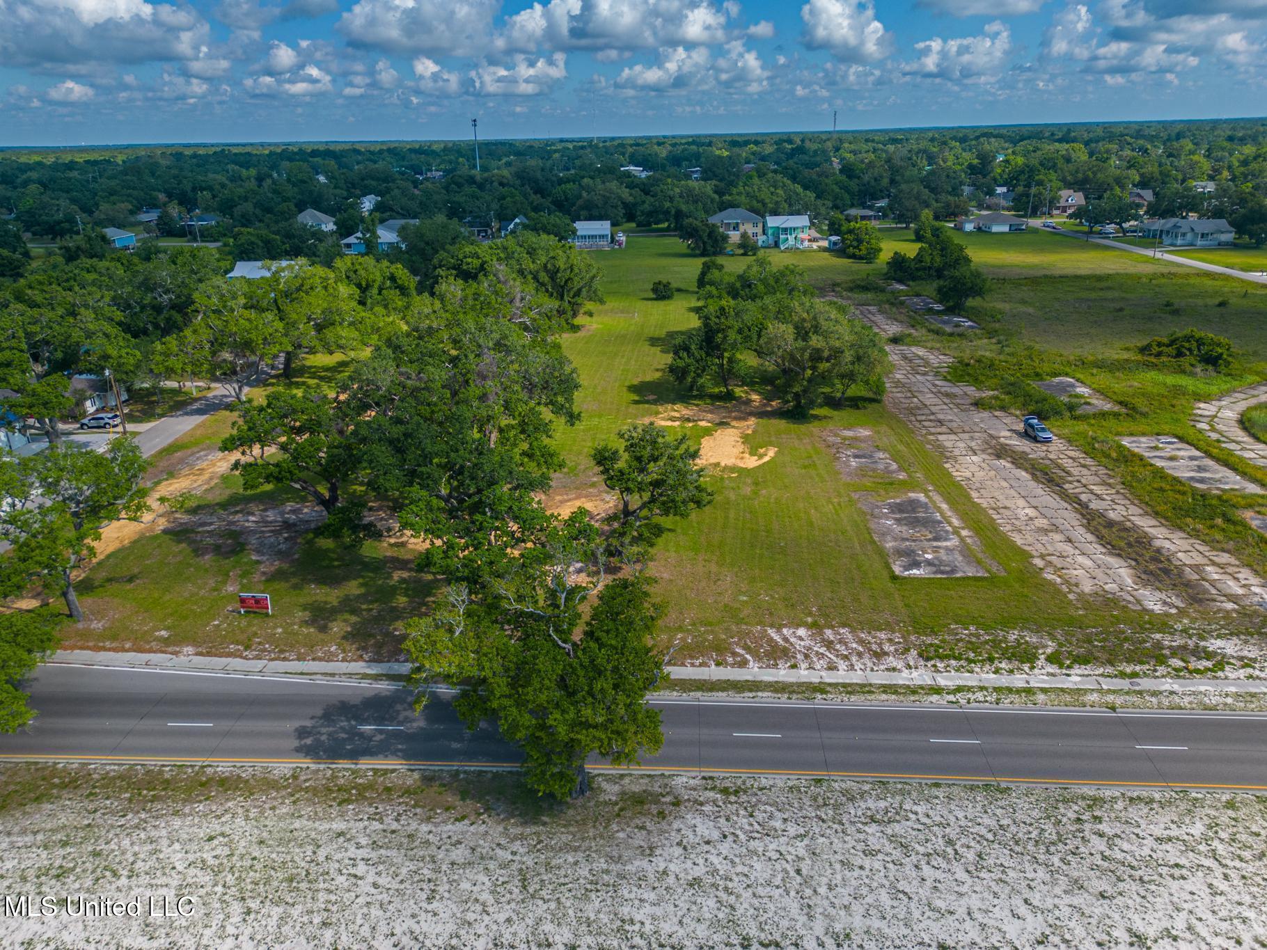 Beach Boulevard, Long Beach, Mississippi image 13