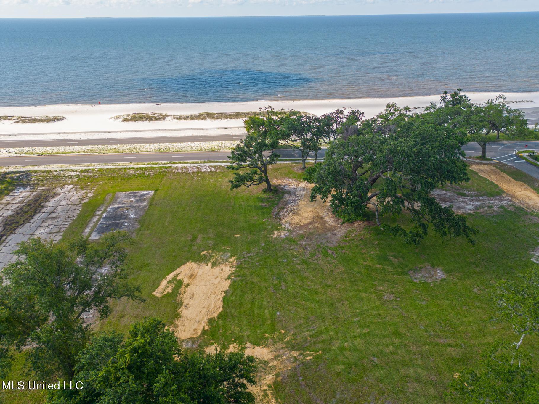 Beach Boulevard, Long Beach, Mississippi image 3