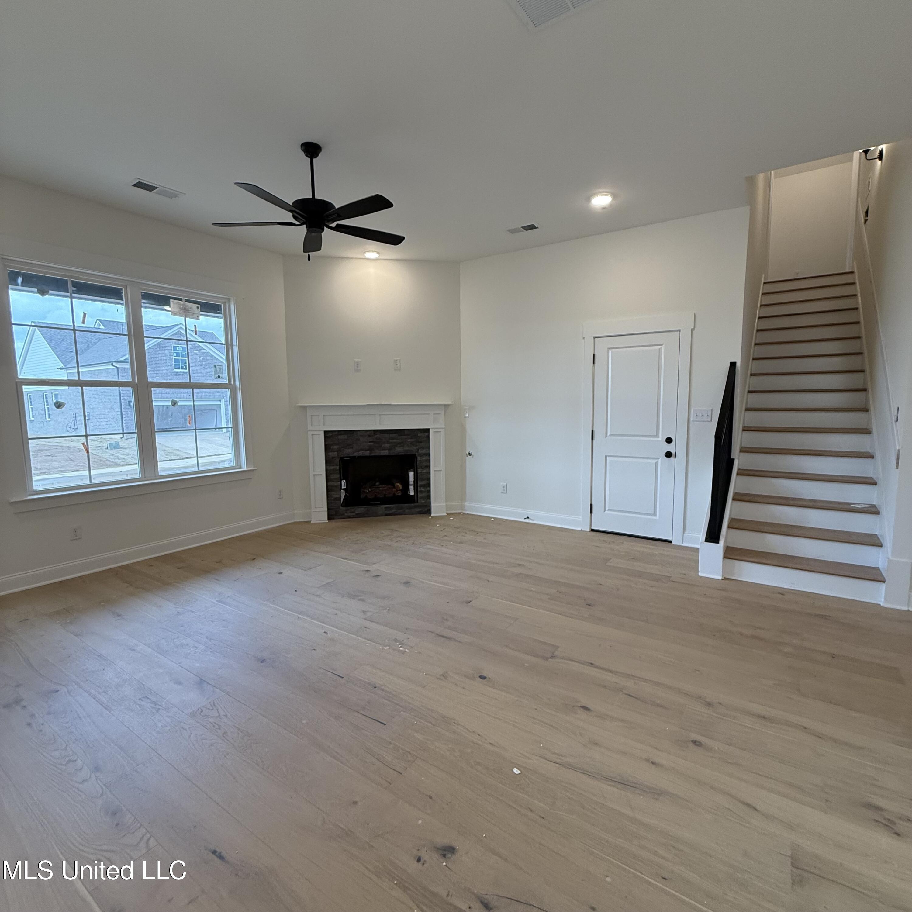 753 Coahoma Court, Nesbit, Mississippi image 11
