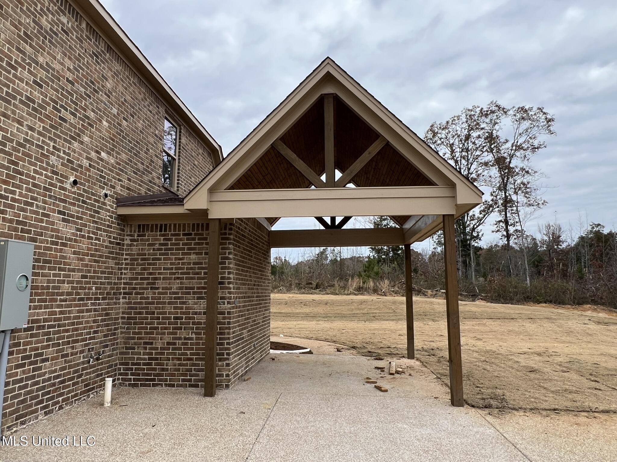 290 Poplar Lane, Holly Springs, Mississippi image 3