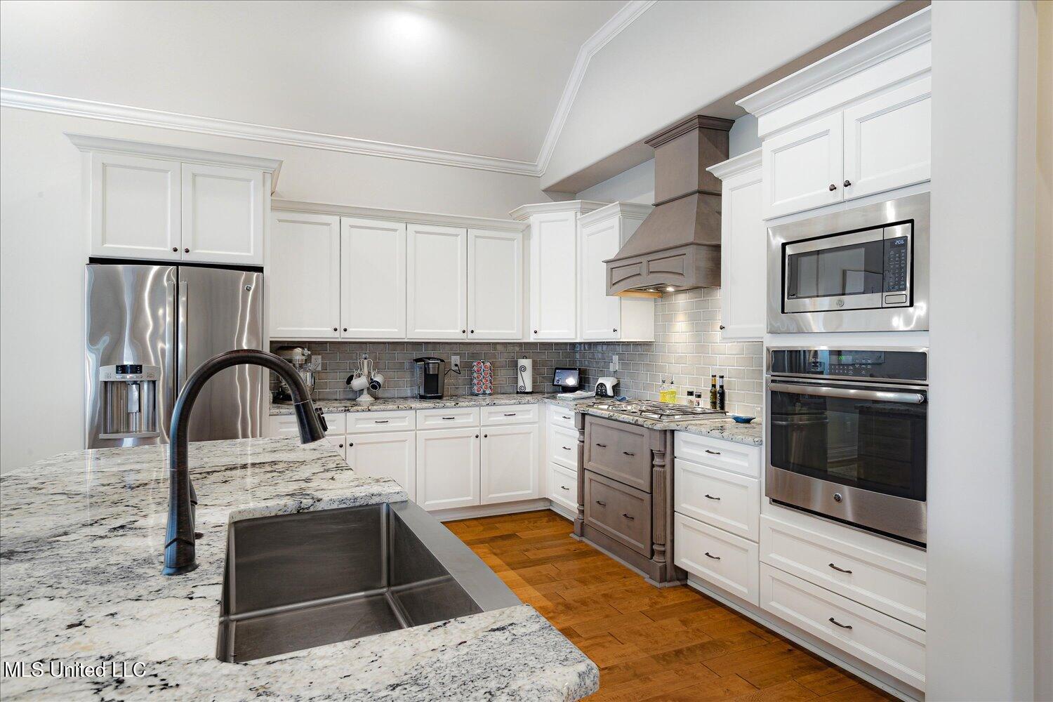 8063 Elizabeth Drive, Olive Branch, Mississippi image 21