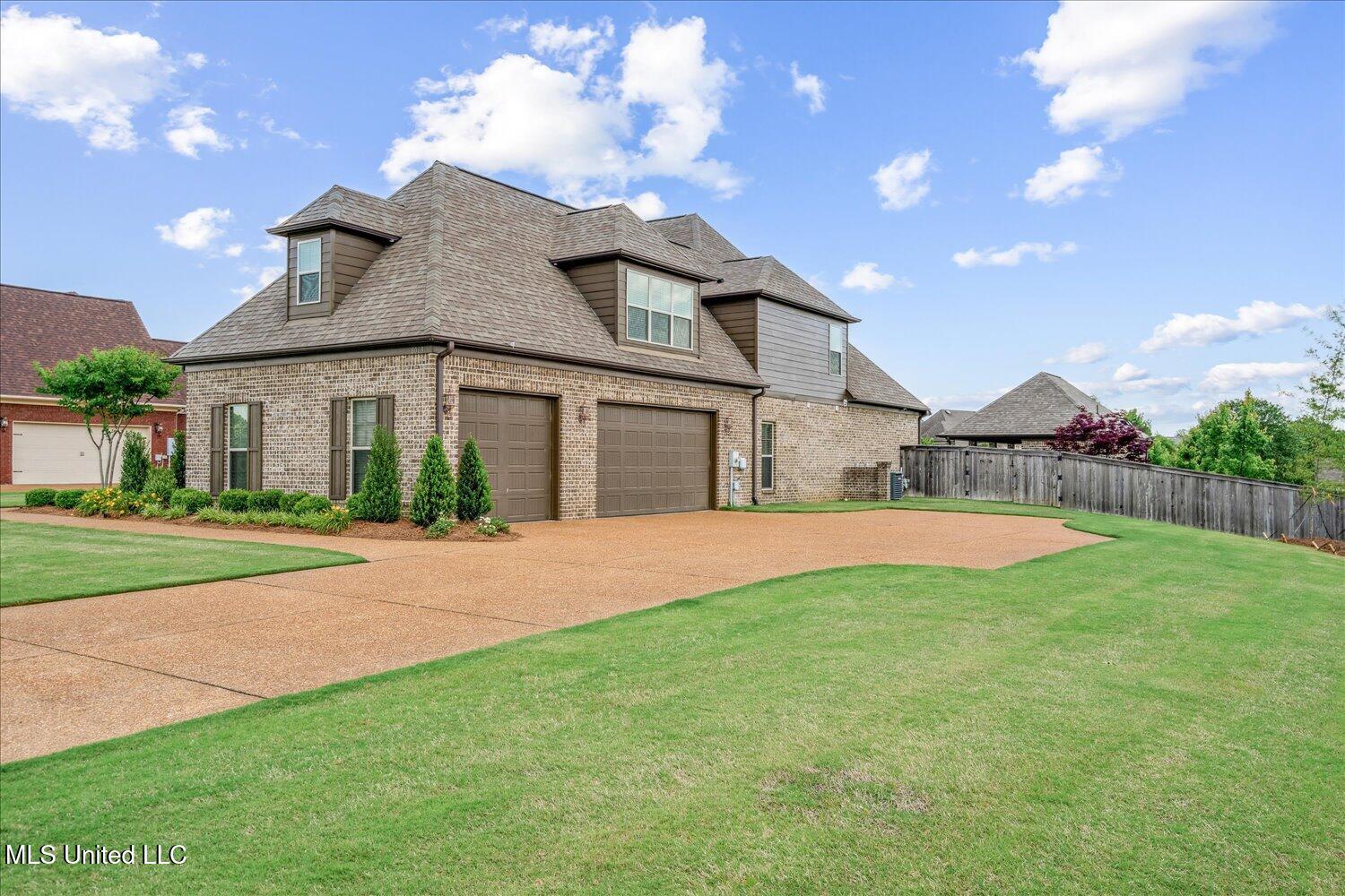 8063 Elizabeth Drive, Olive Branch, Mississippi image 9