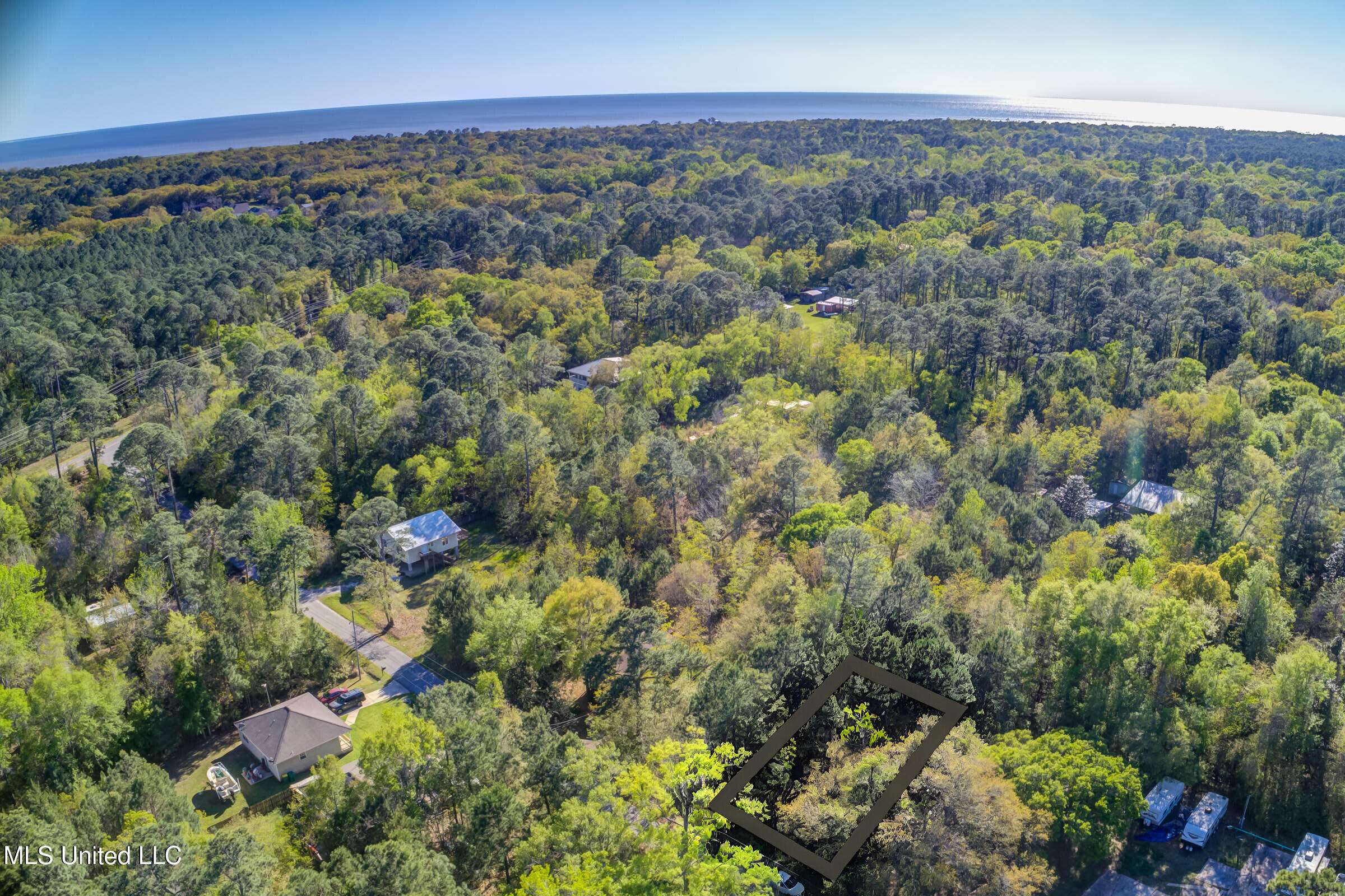 2205 S 17th Street, Ocean Springs, Mississippi image 11