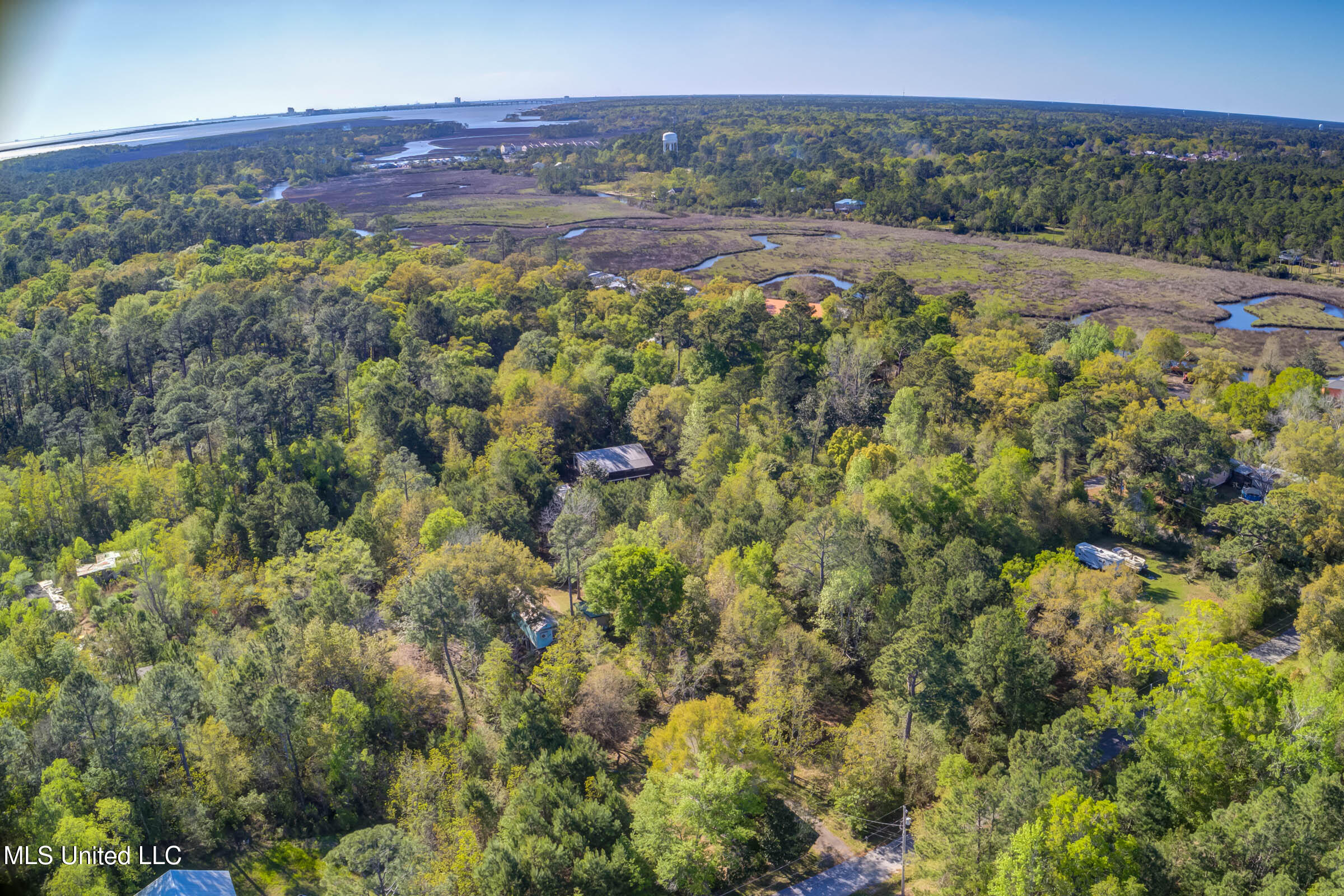 2205 S 17th Street, Ocean Springs, Mississippi image 18