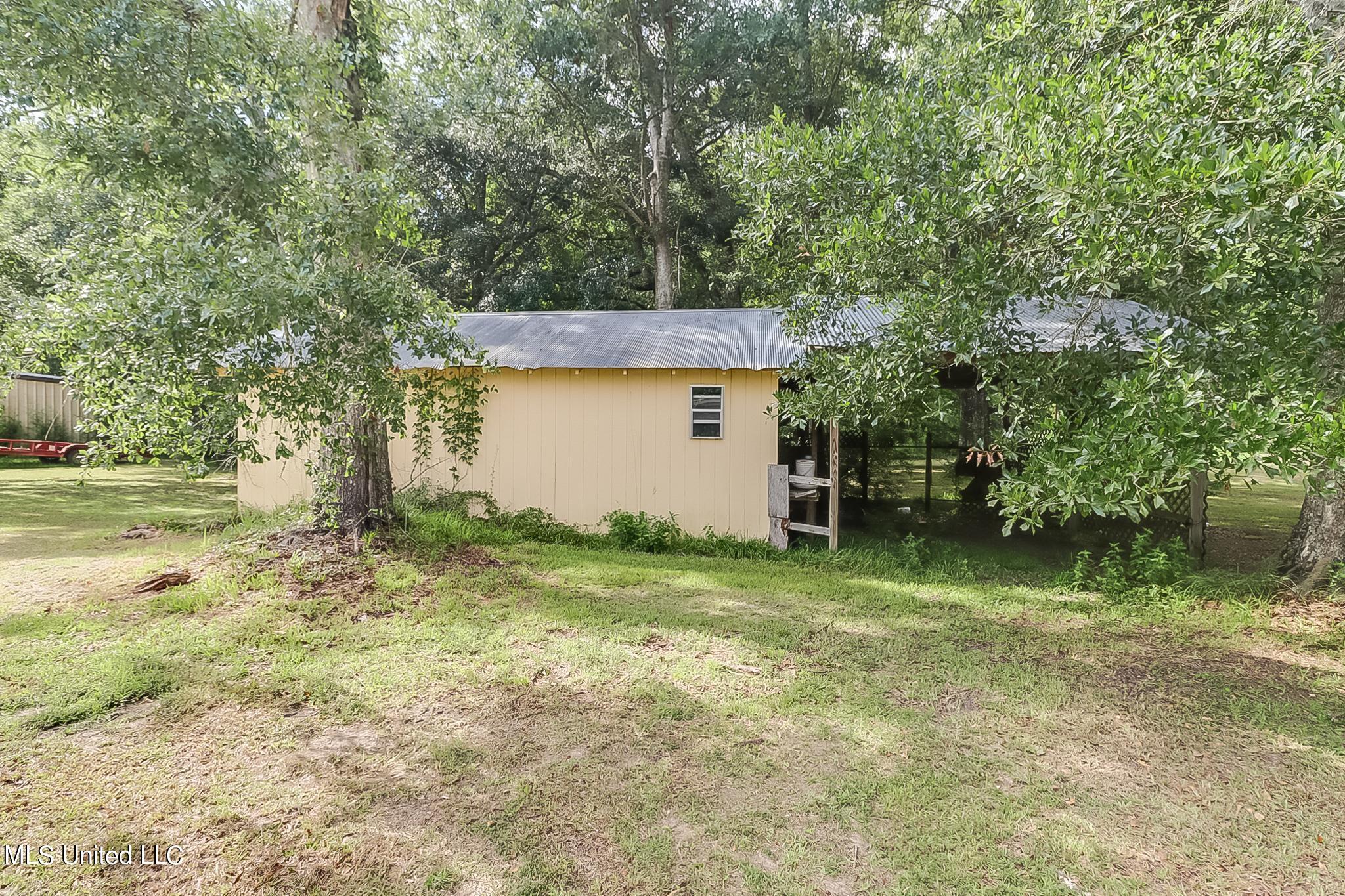 7113 Elder Ferry Road, Moss Point, Mississippi image 4