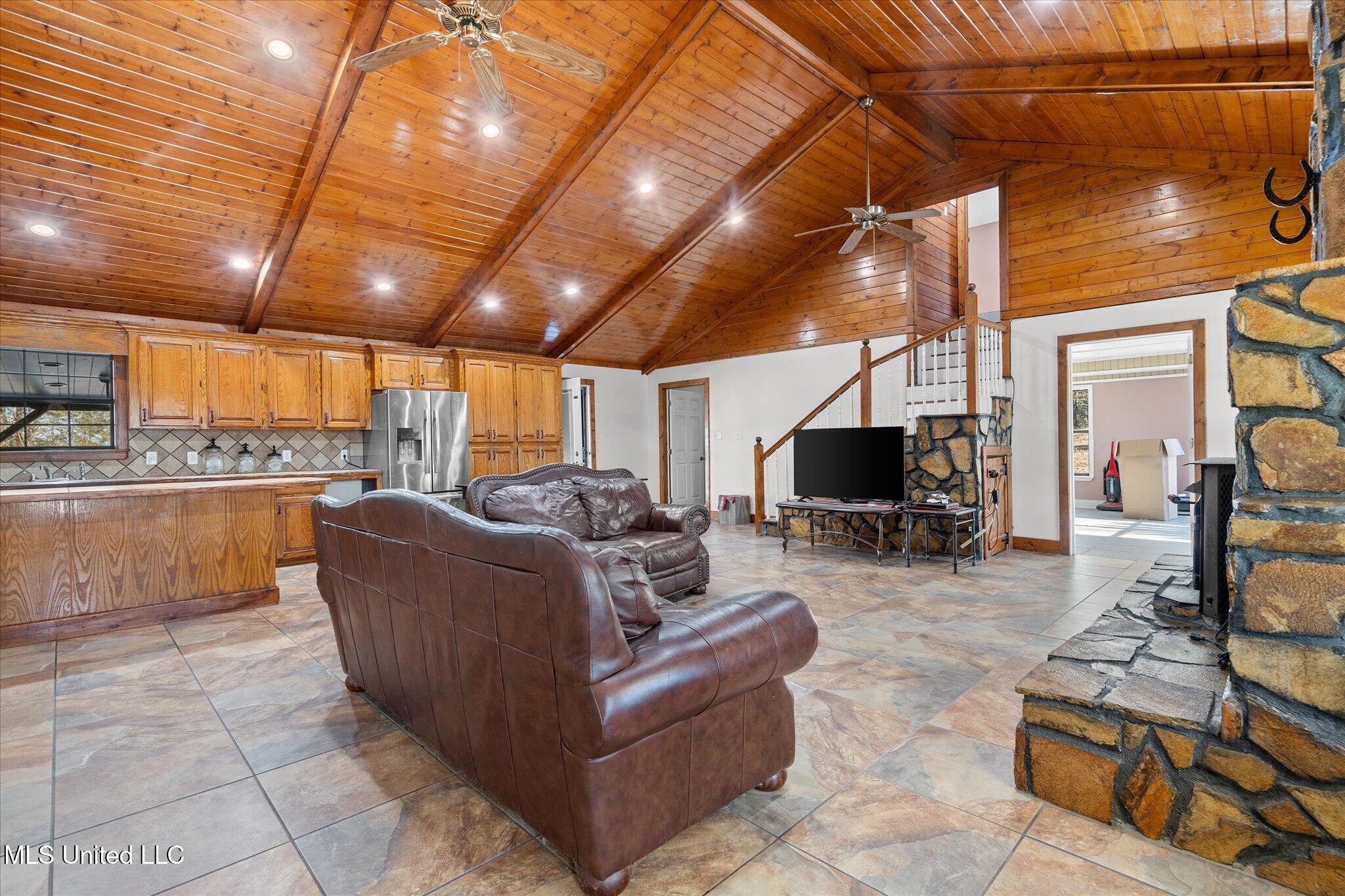 1046 Wingate Road, Richton, Mississippi image 8