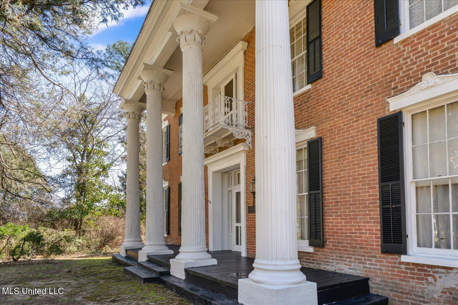 495 Salem Avenue, Holly Springs, Mississippi image 3