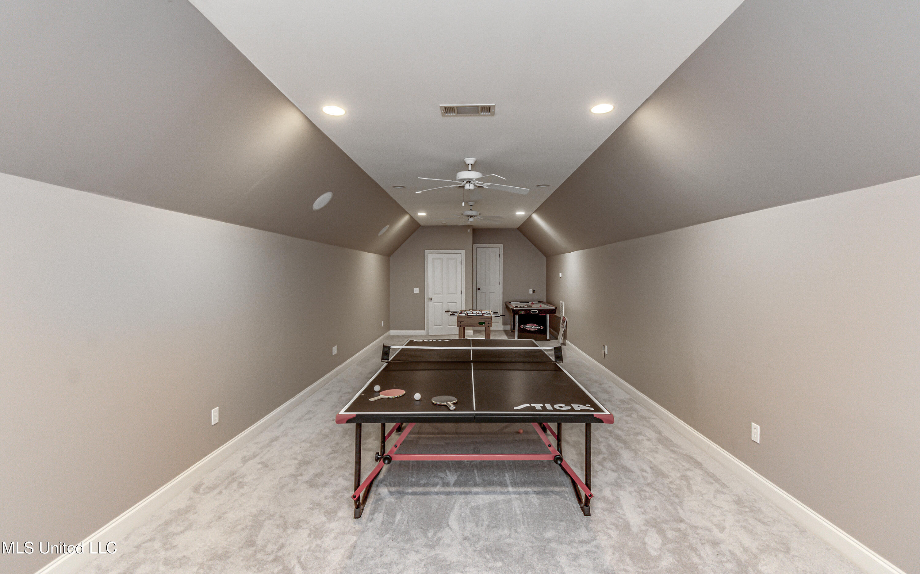 Ridgeland, Mississippi 39157, United States, 5 Bedrooms Bedrooms, ,6 BathroomsBathrooms,Residential,Active,13533